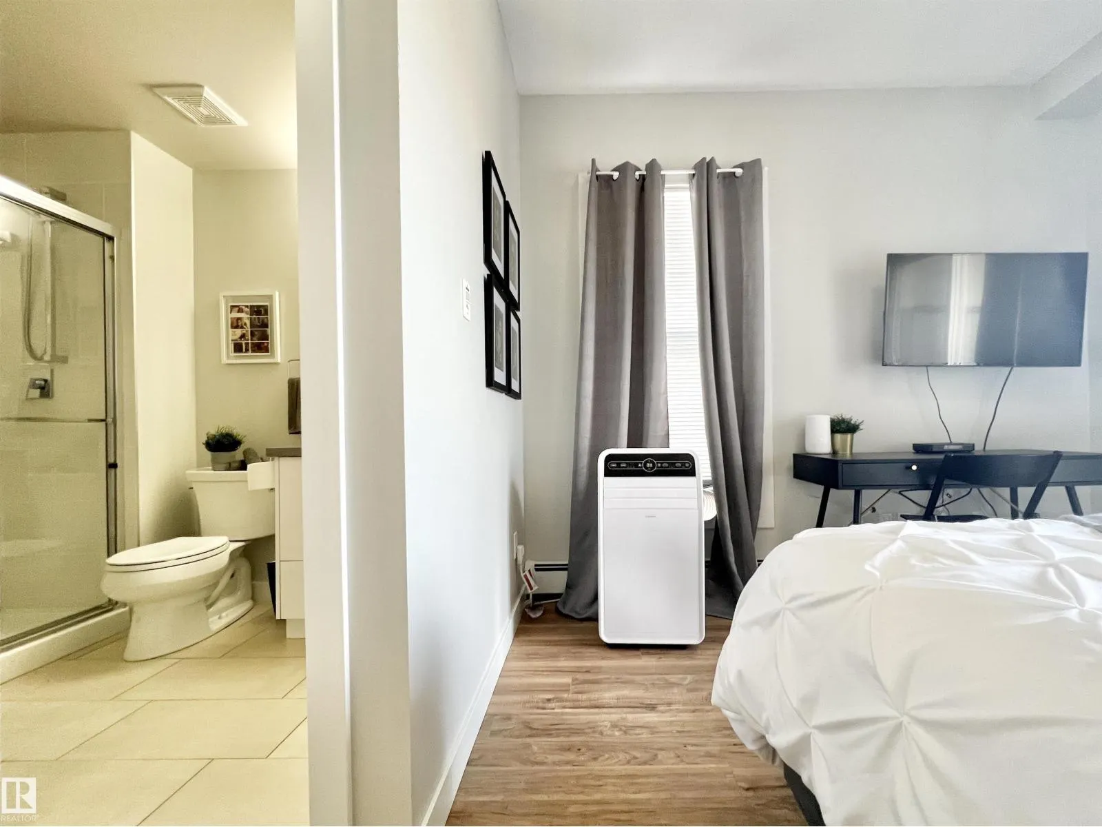 #307 10418 81 AV NW