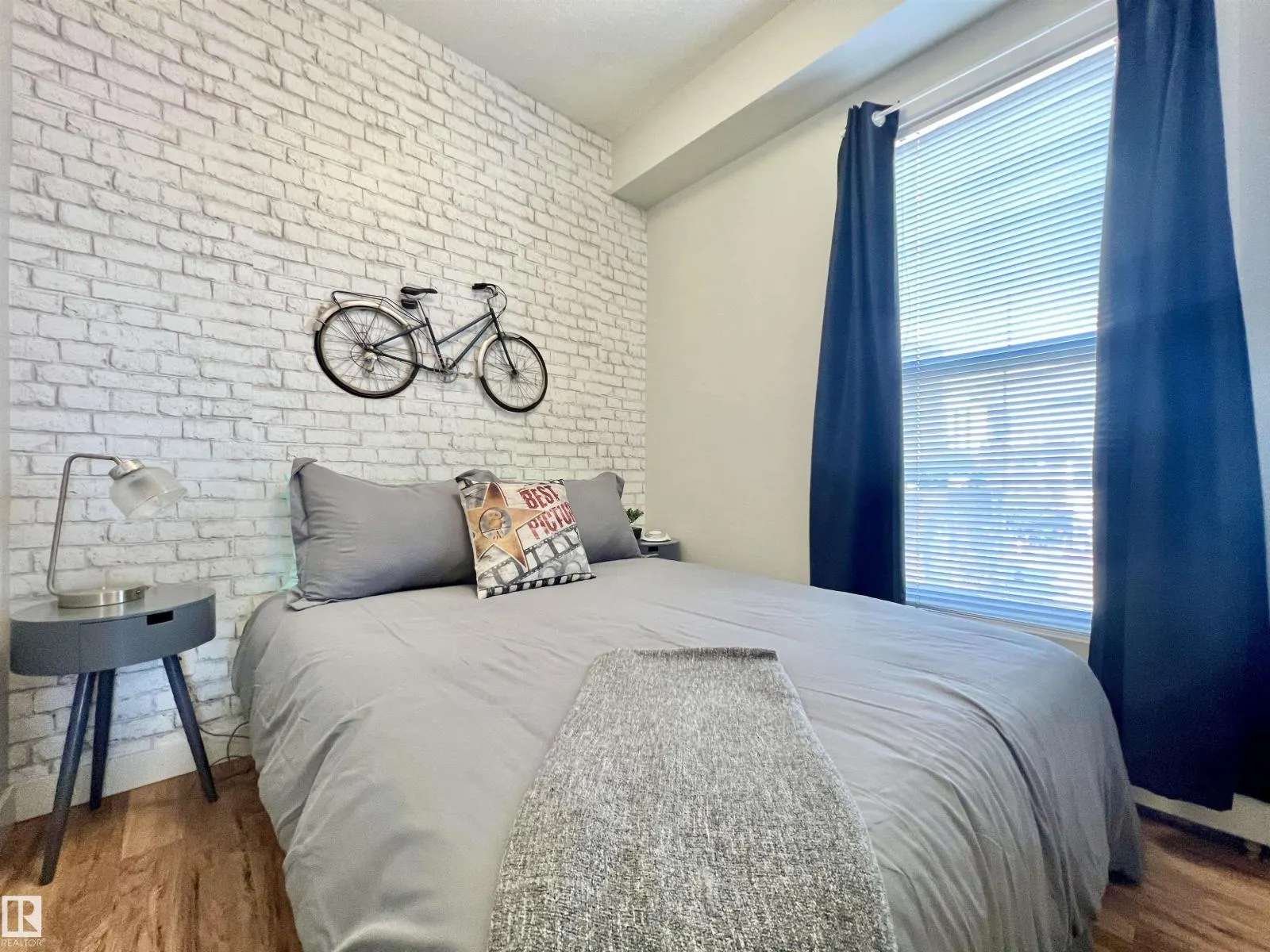 #307 10418 81 AV NW