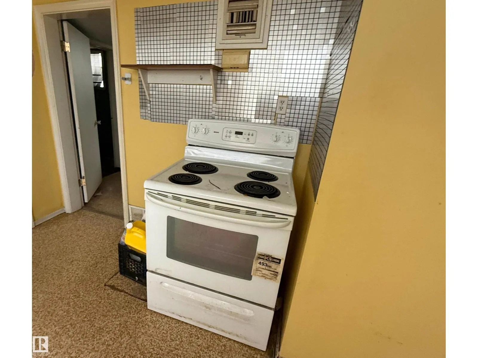 11825 67 ST NW