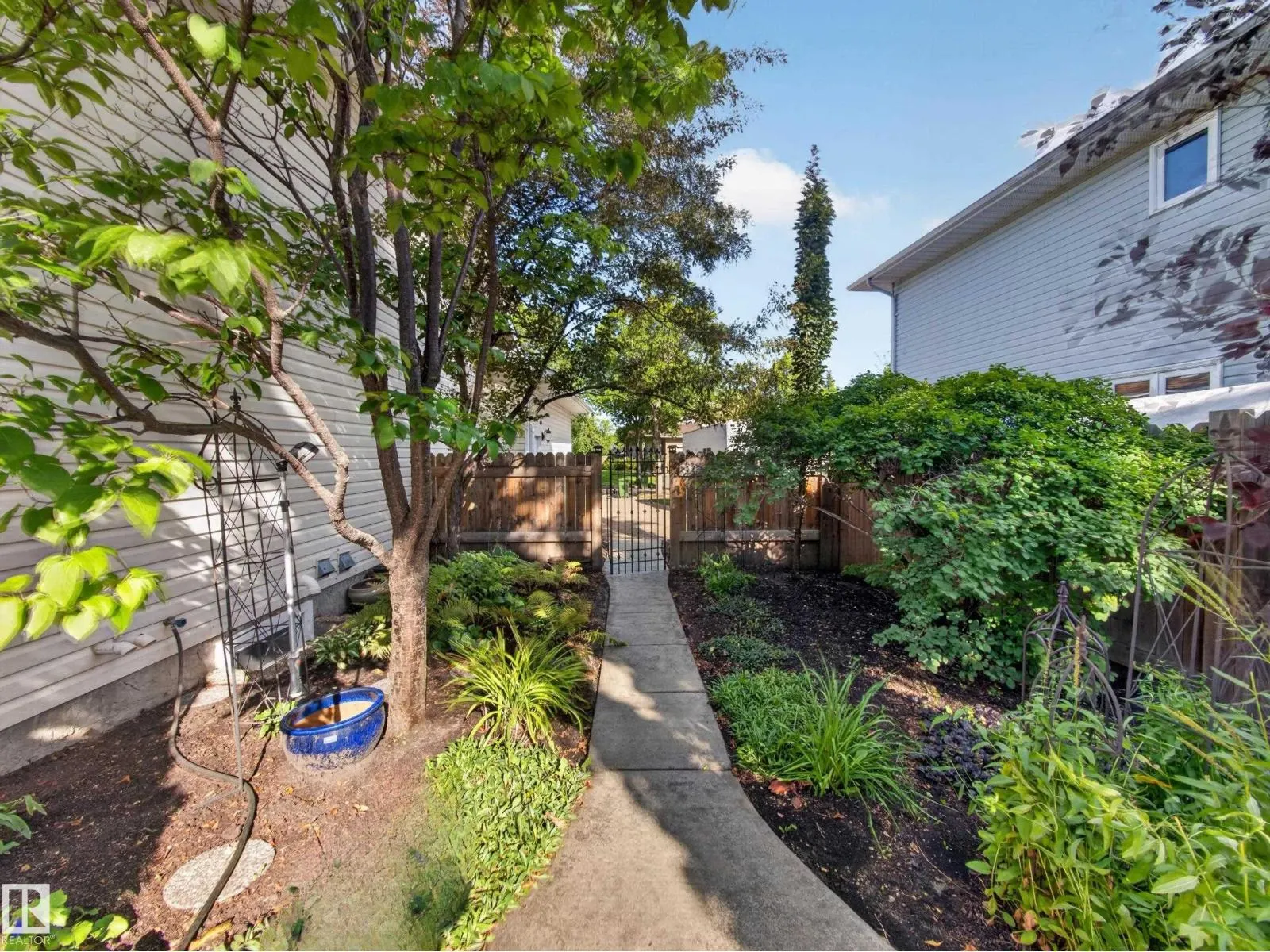 15 WESTPARK CO
