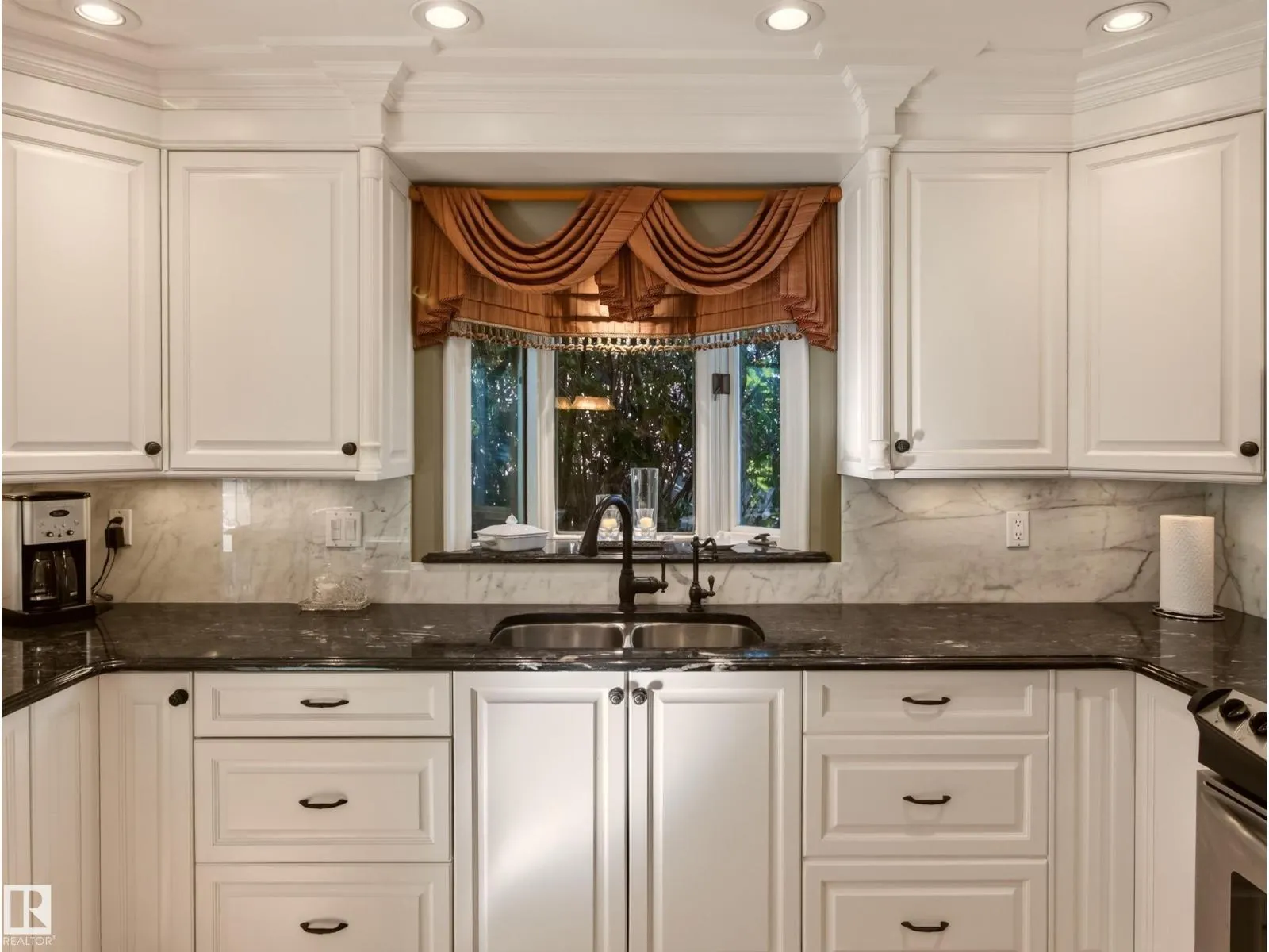 15 WESTPARK CO