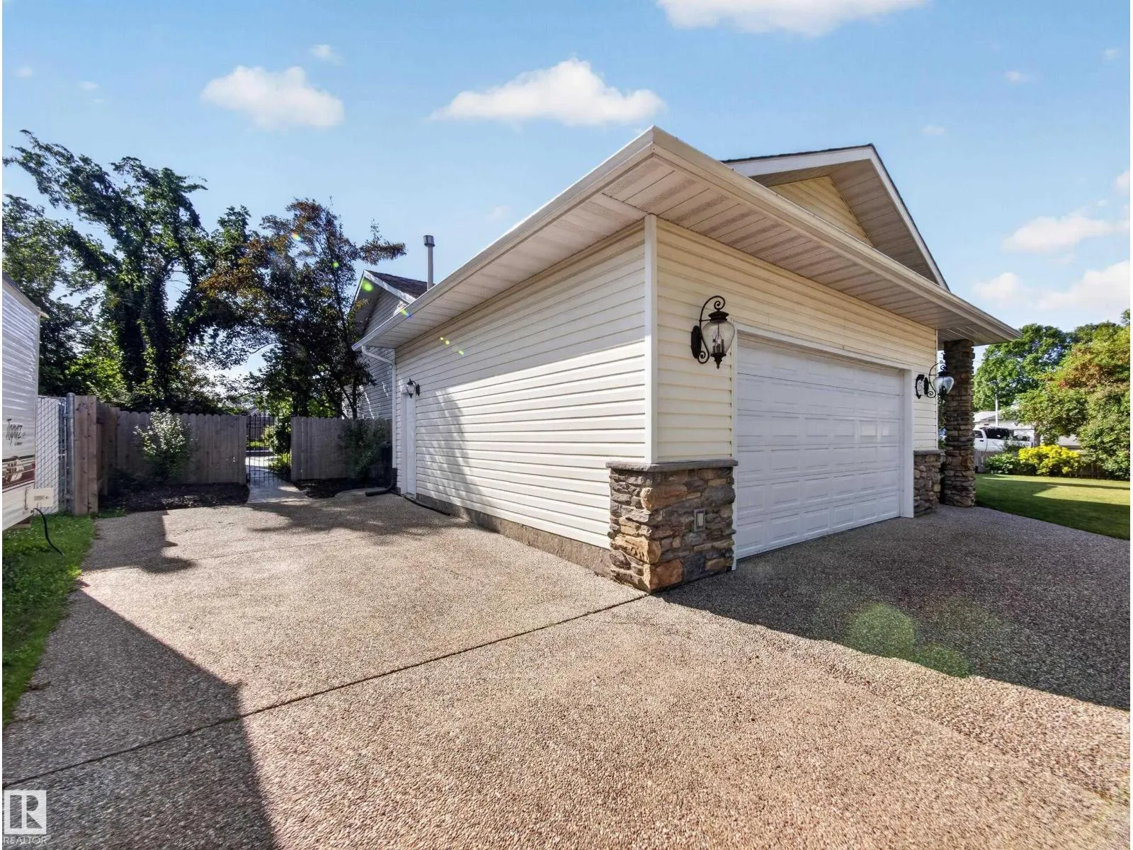 15 WESTPARK CO