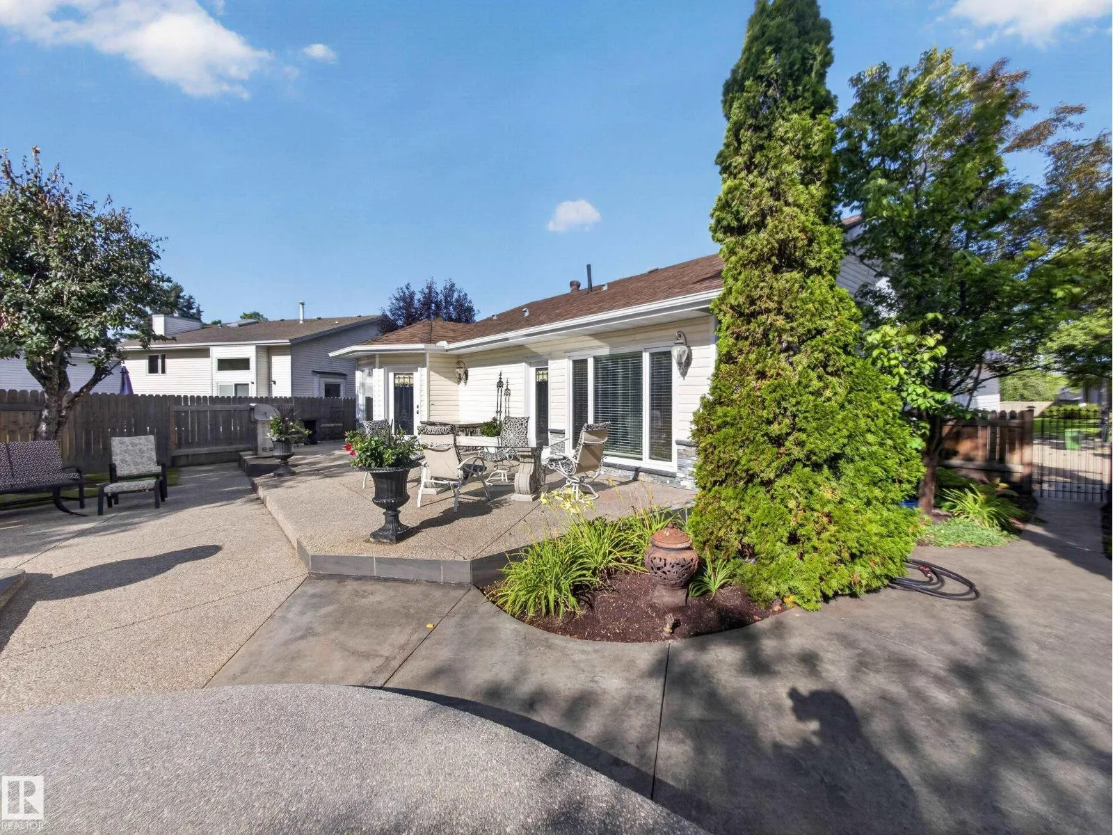 15 WESTPARK CO