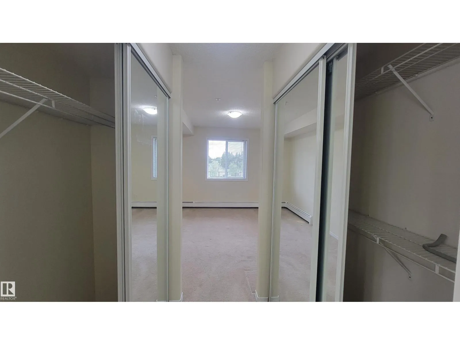 #323 13625 34 ST NW