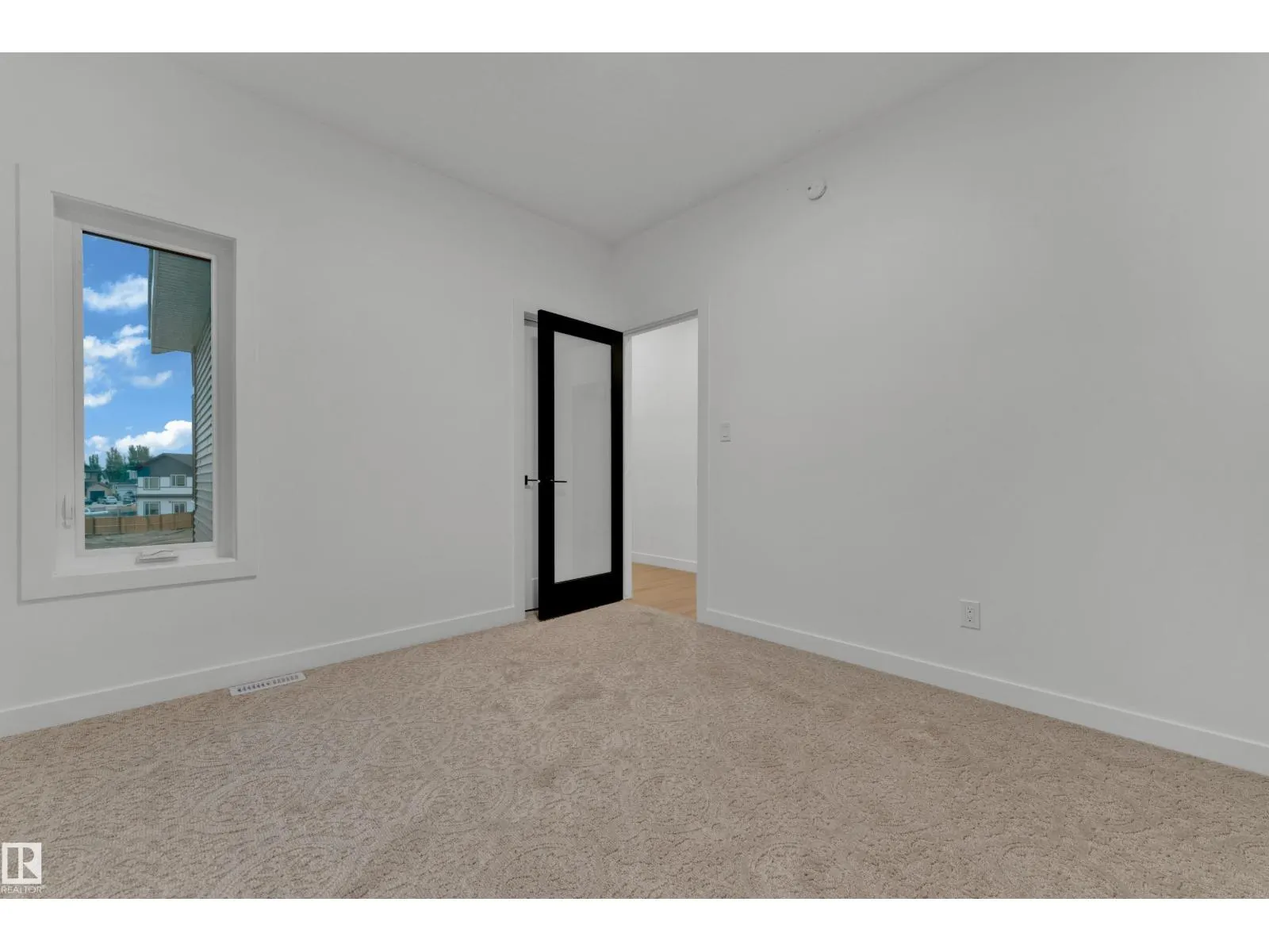 32 Grayson GR