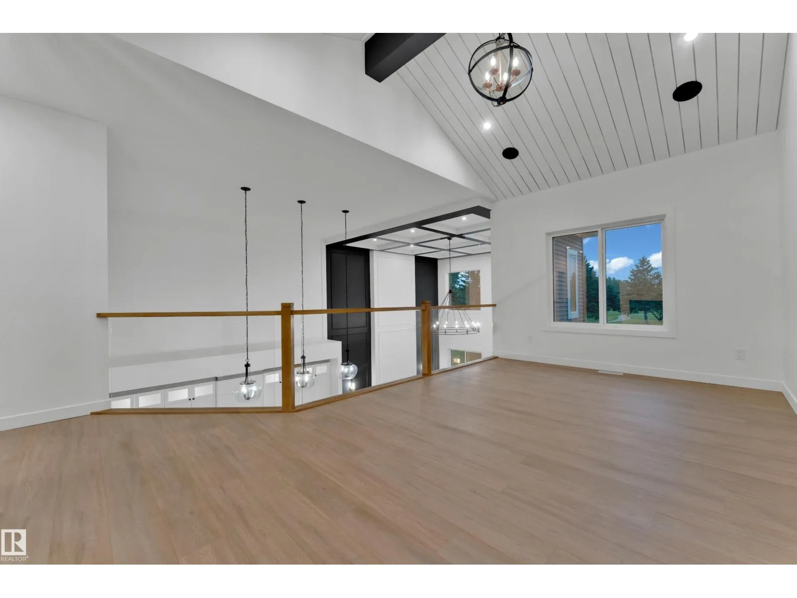 32 Grayson GR