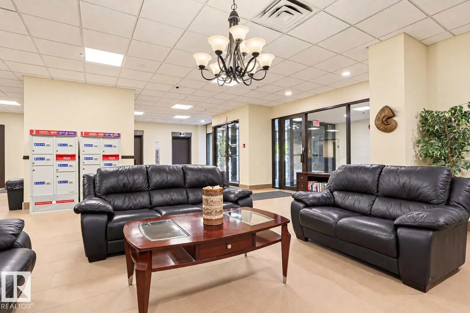 #2005 10149 SASKATCHEWAN DR NW