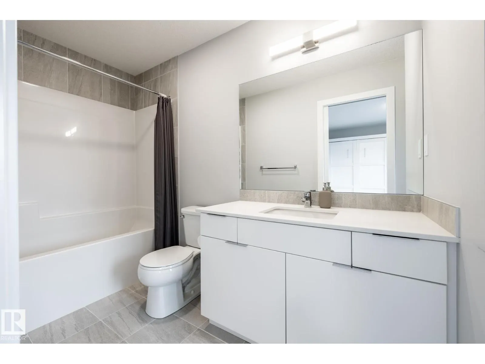 #56 1729 KEENE CR SW
