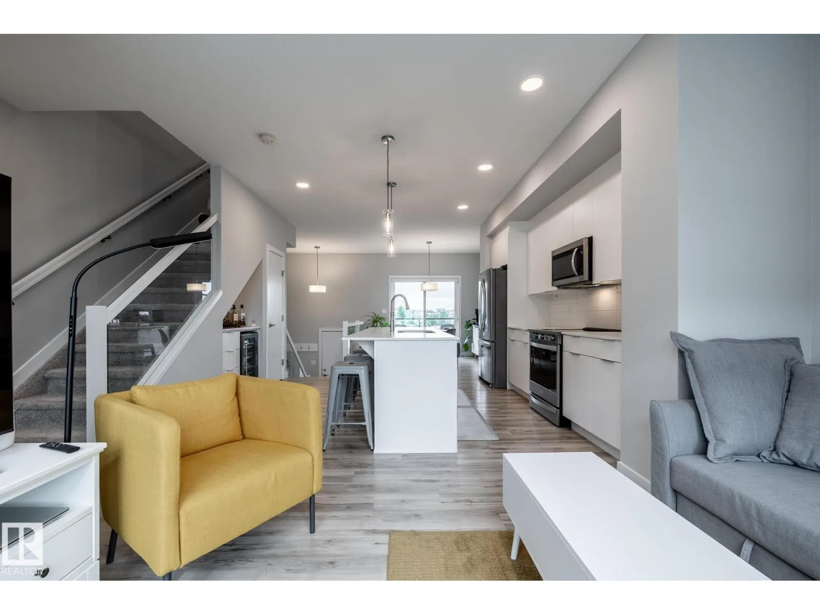 #56 1729 KEENE CR SW