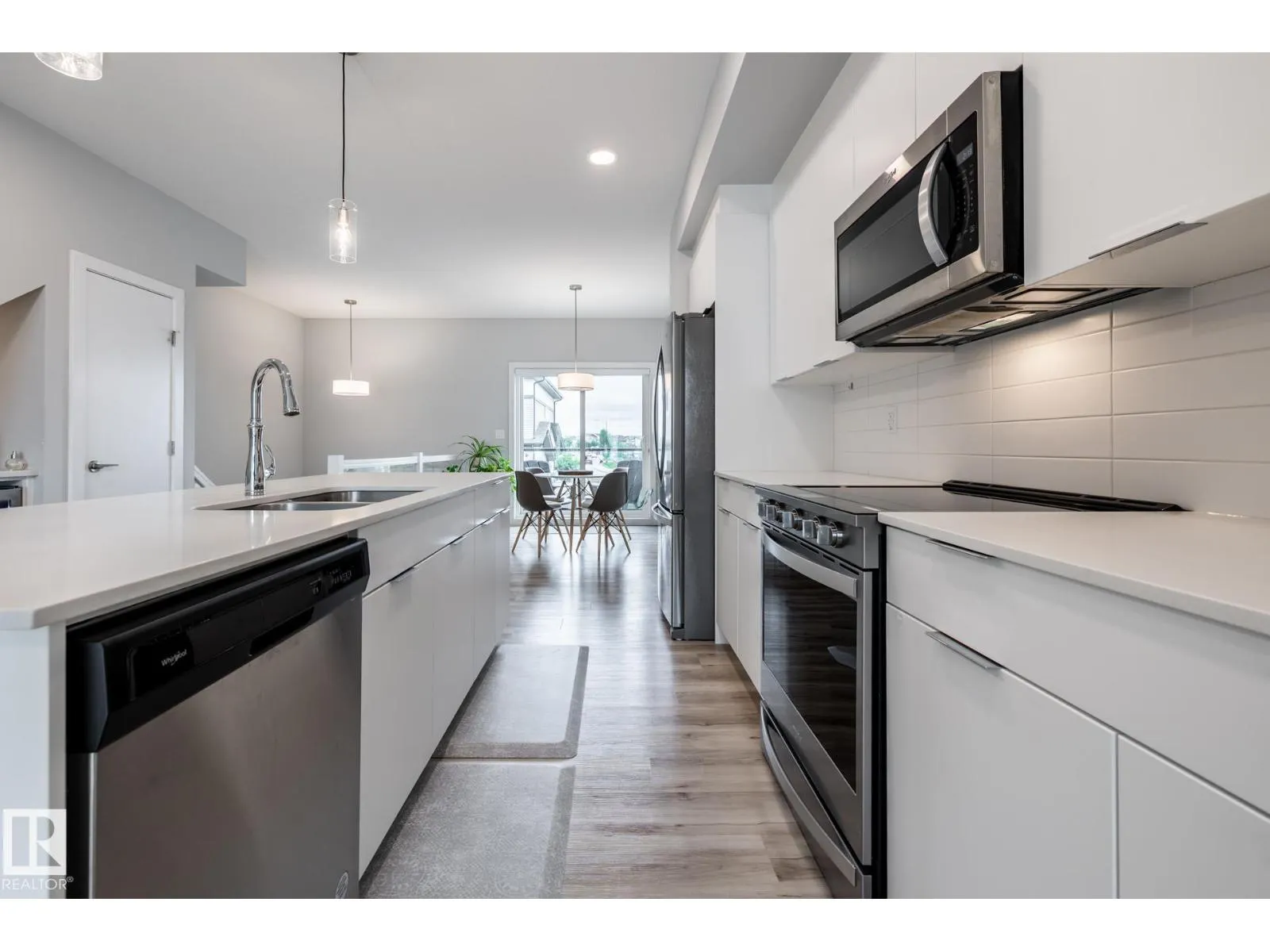 #56 1729 KEENE CR SW