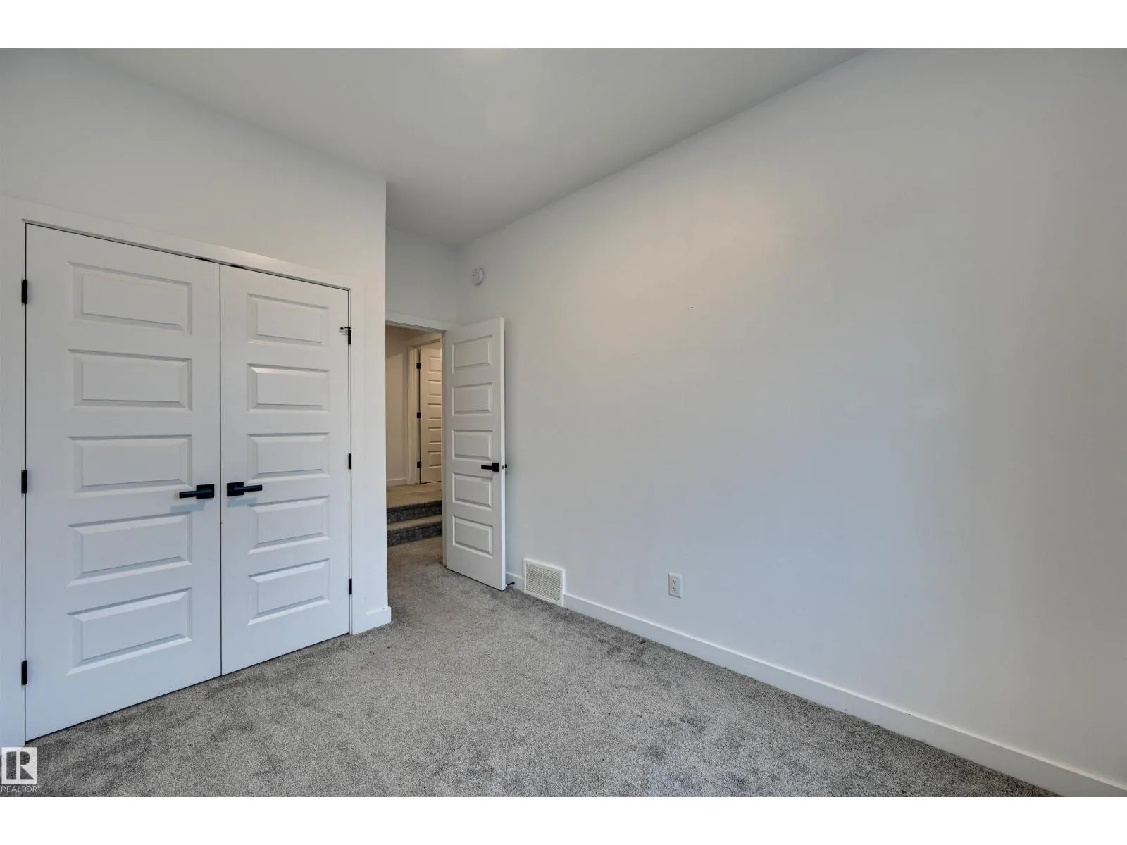 662 ASTORIA WY
