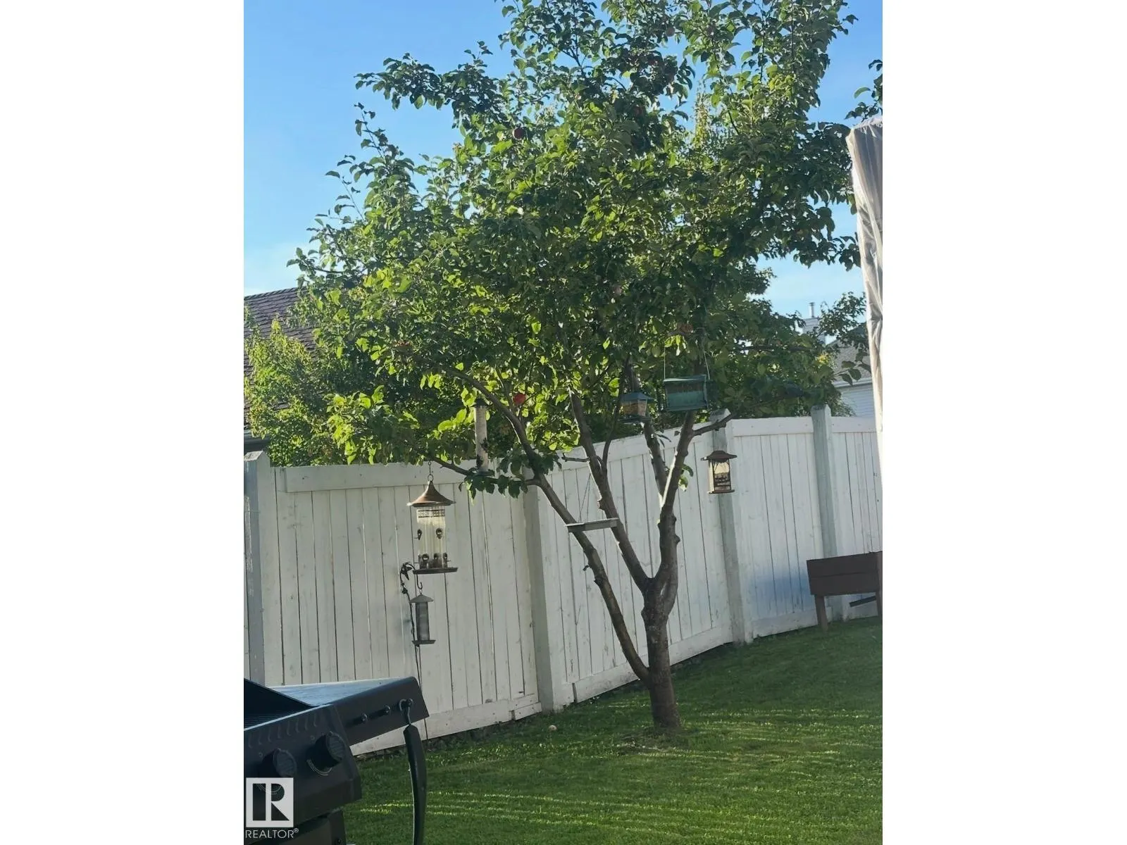 1750 Tomlinson CM NW
