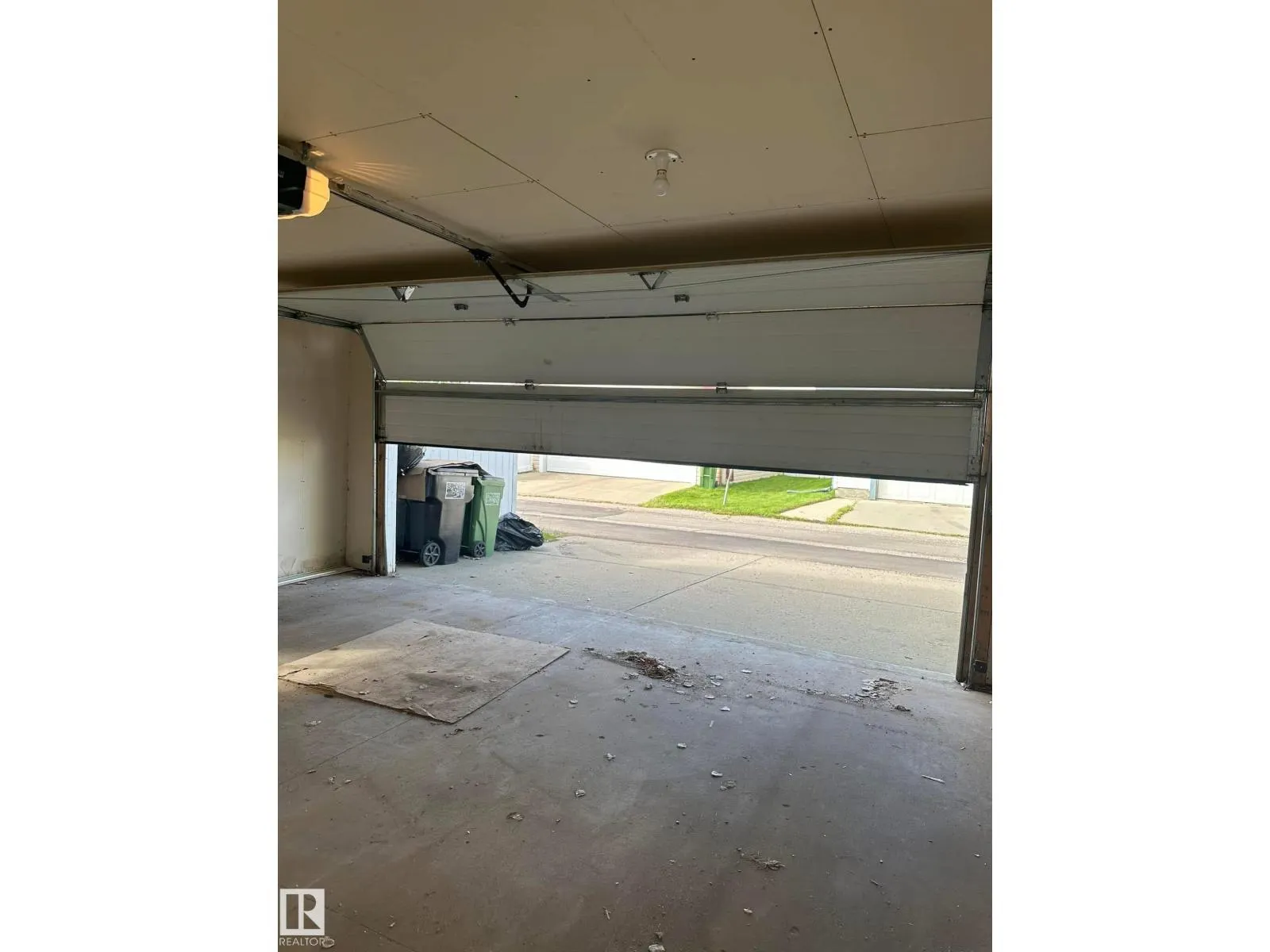 1750 Tomlinson CM NW