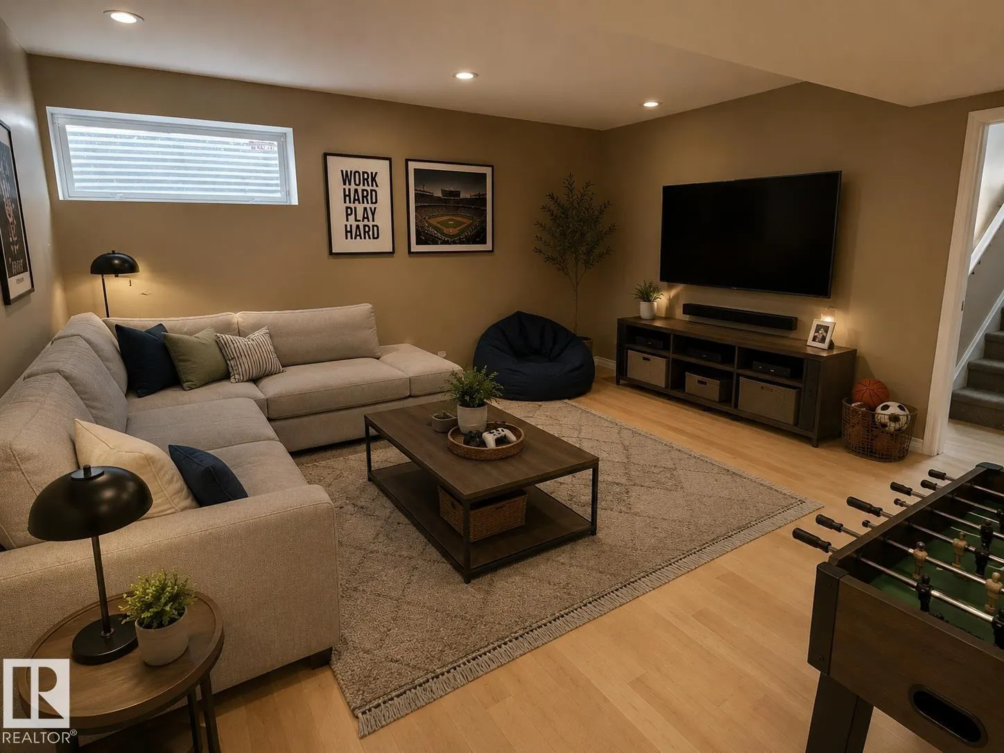1750 Tomlinson CM NW