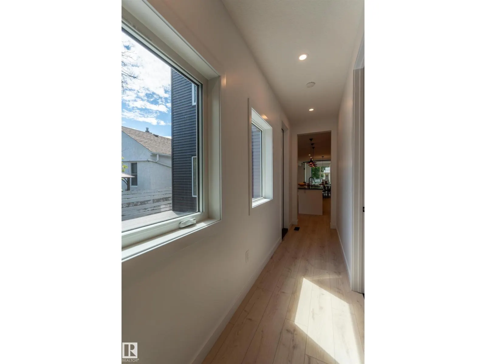 11121 51 ST NW