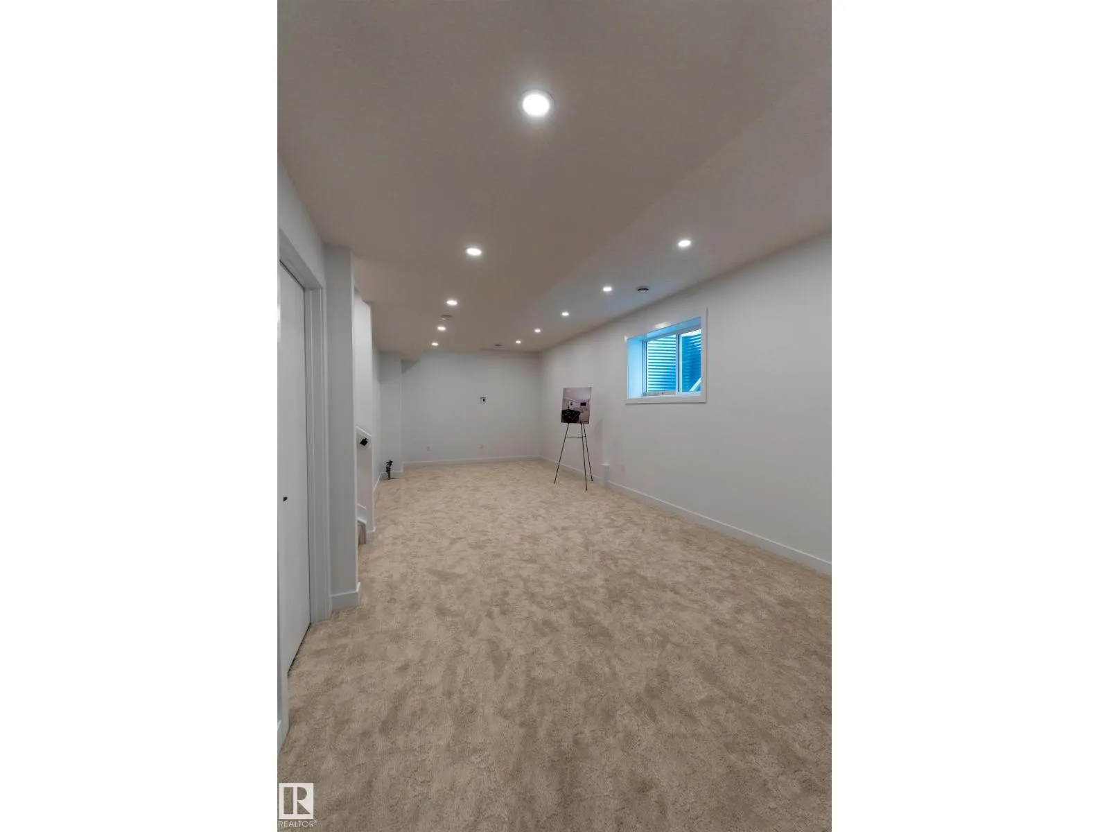 11121 51 ST NW
