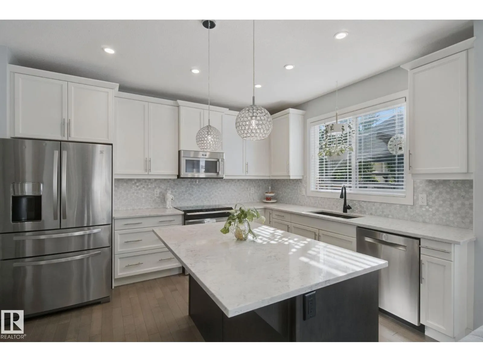 129 RIDEAU CR