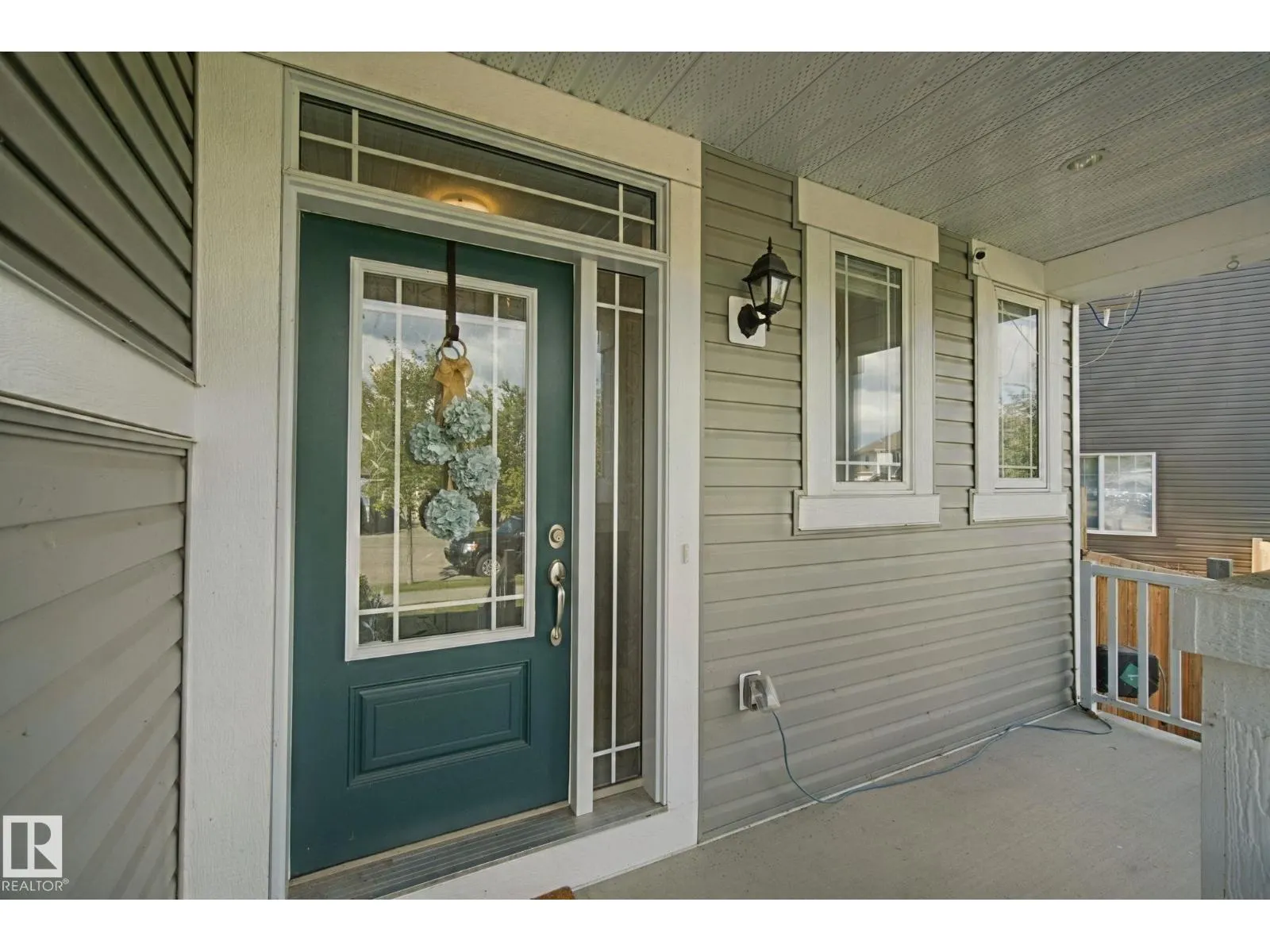 129 RIDEAU CR