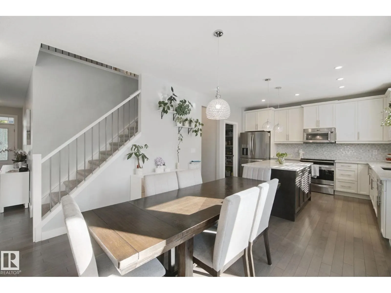 129 RIDEAU CR