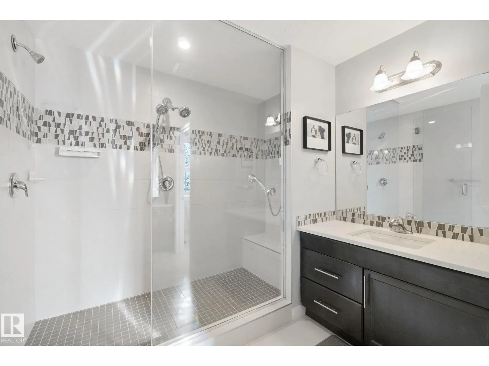 129 RIDEAU CR