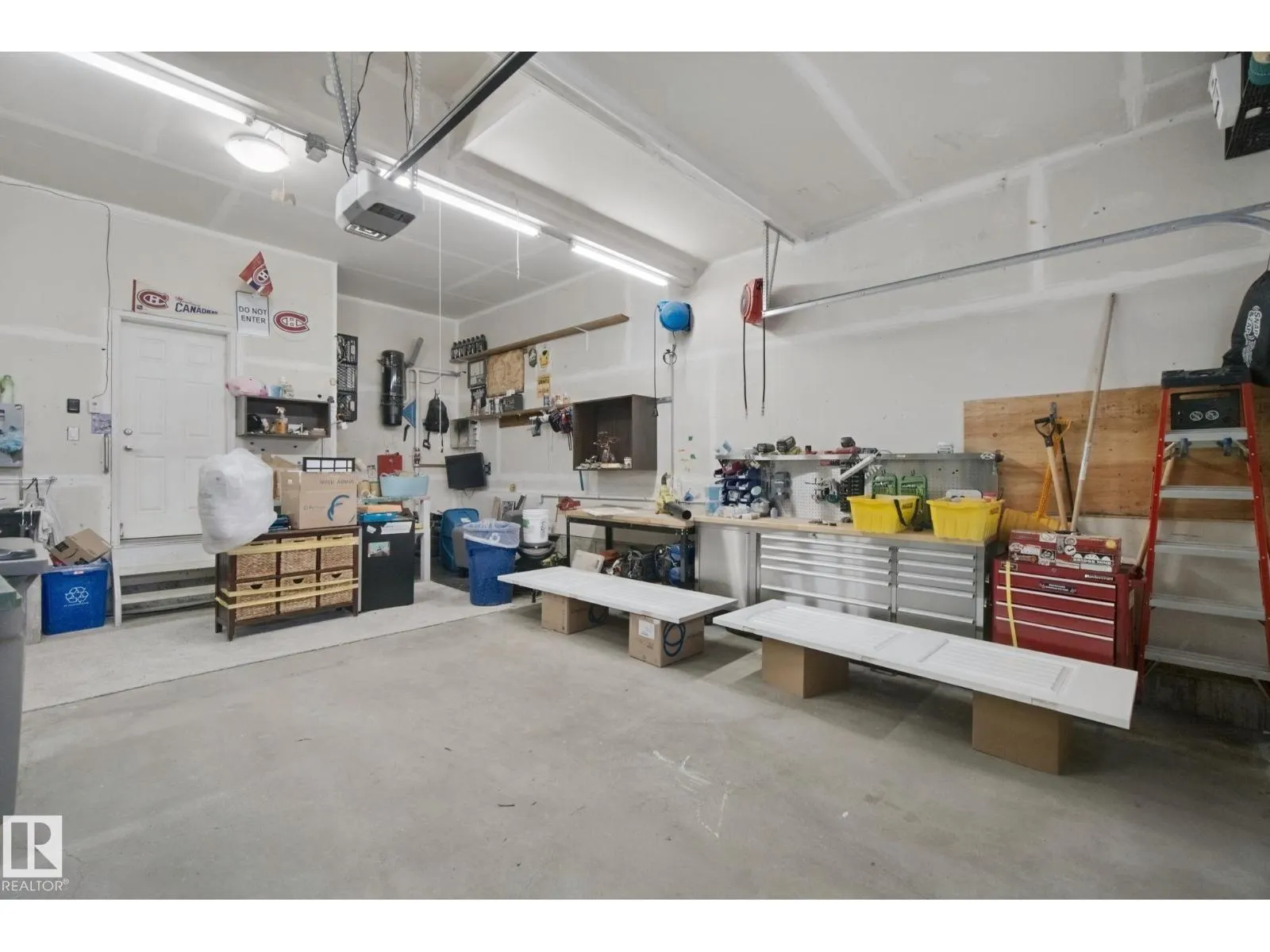129 RIDEAU CR