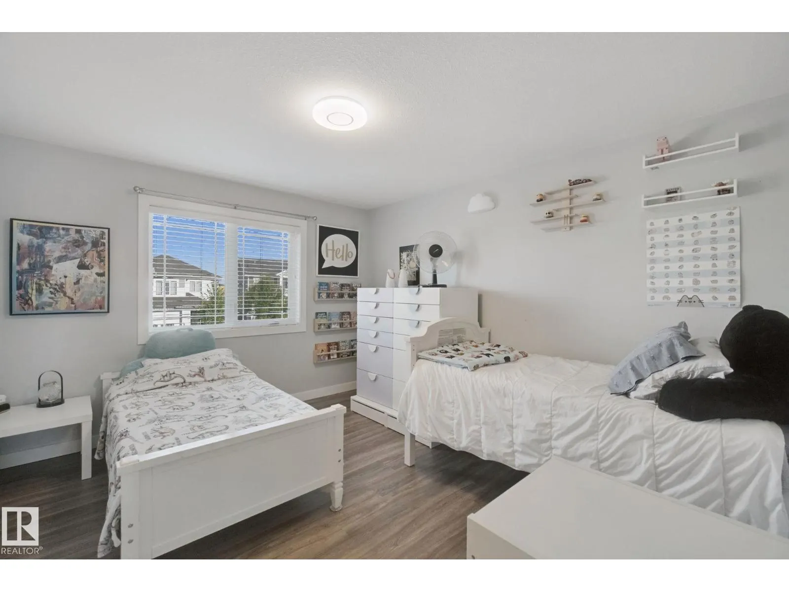 129 RIDEAU CR
