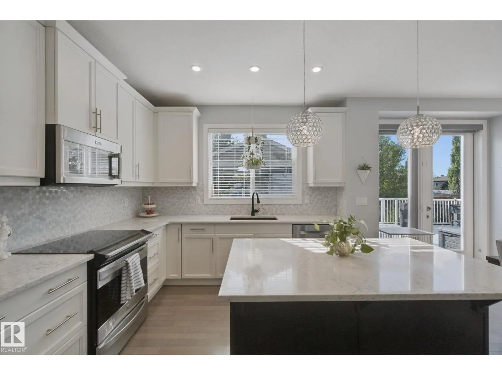 129 RIDEAU CR