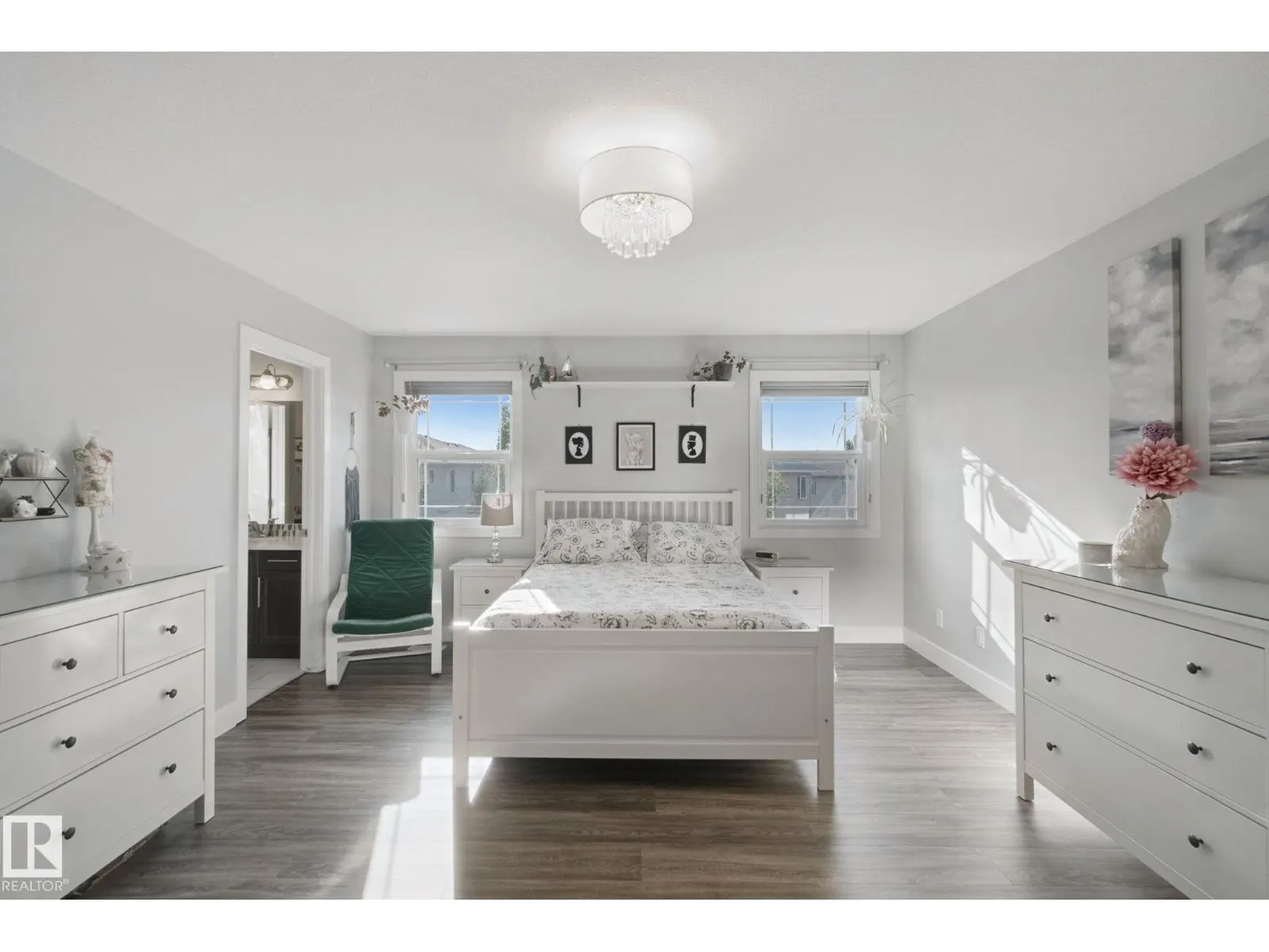 129 RIDEAU CR
