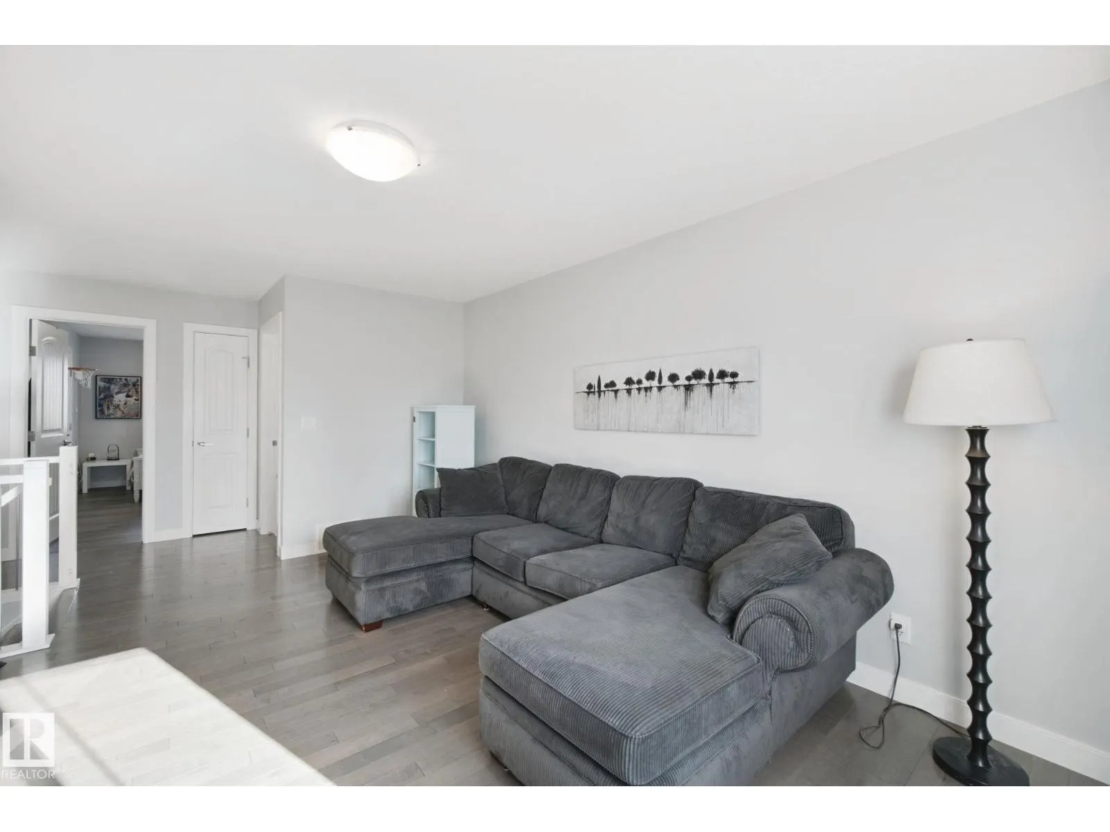 129 RIDEAU CR