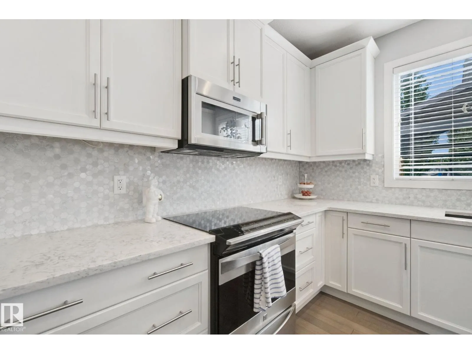 129 RIDEAU CR