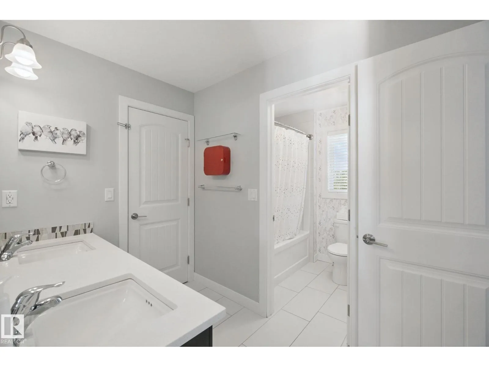 129 RIDEAU CR