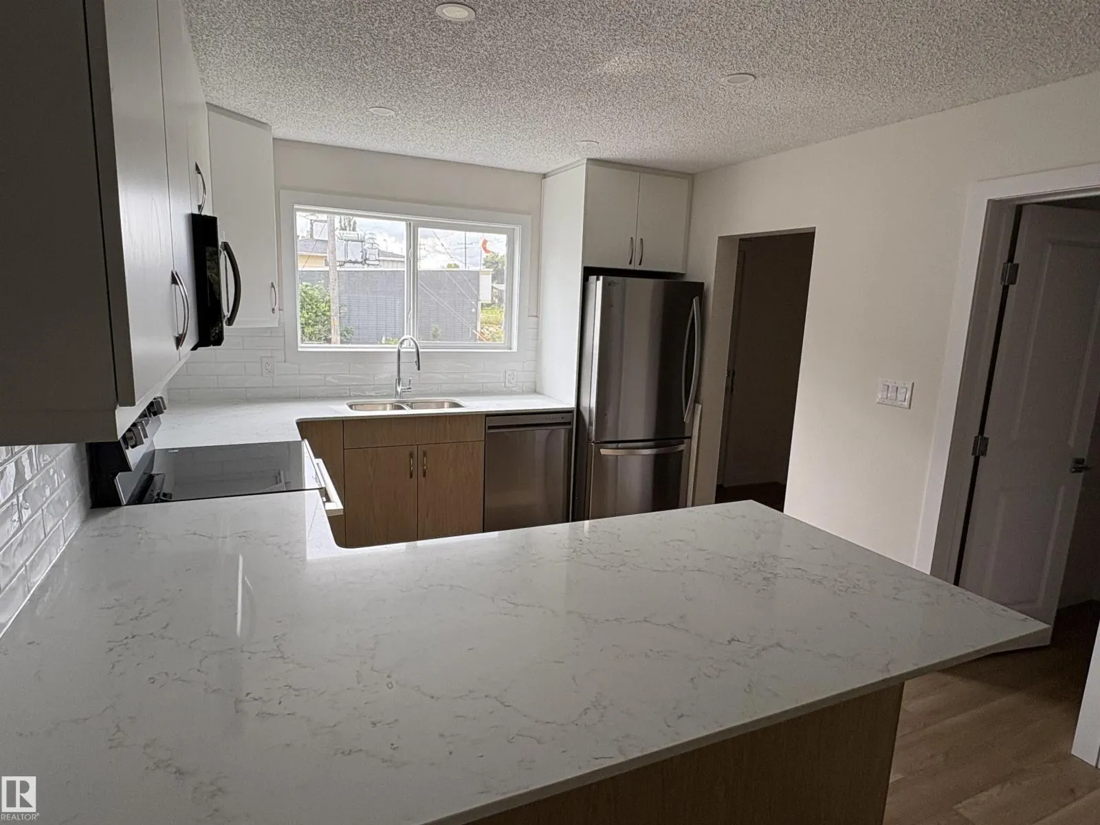 4843 115 AV NW