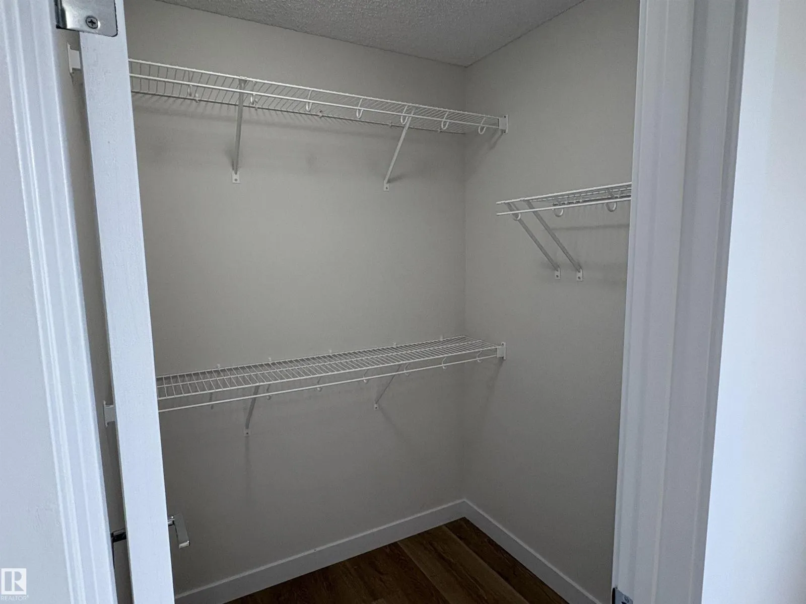 4843 115 AV NW