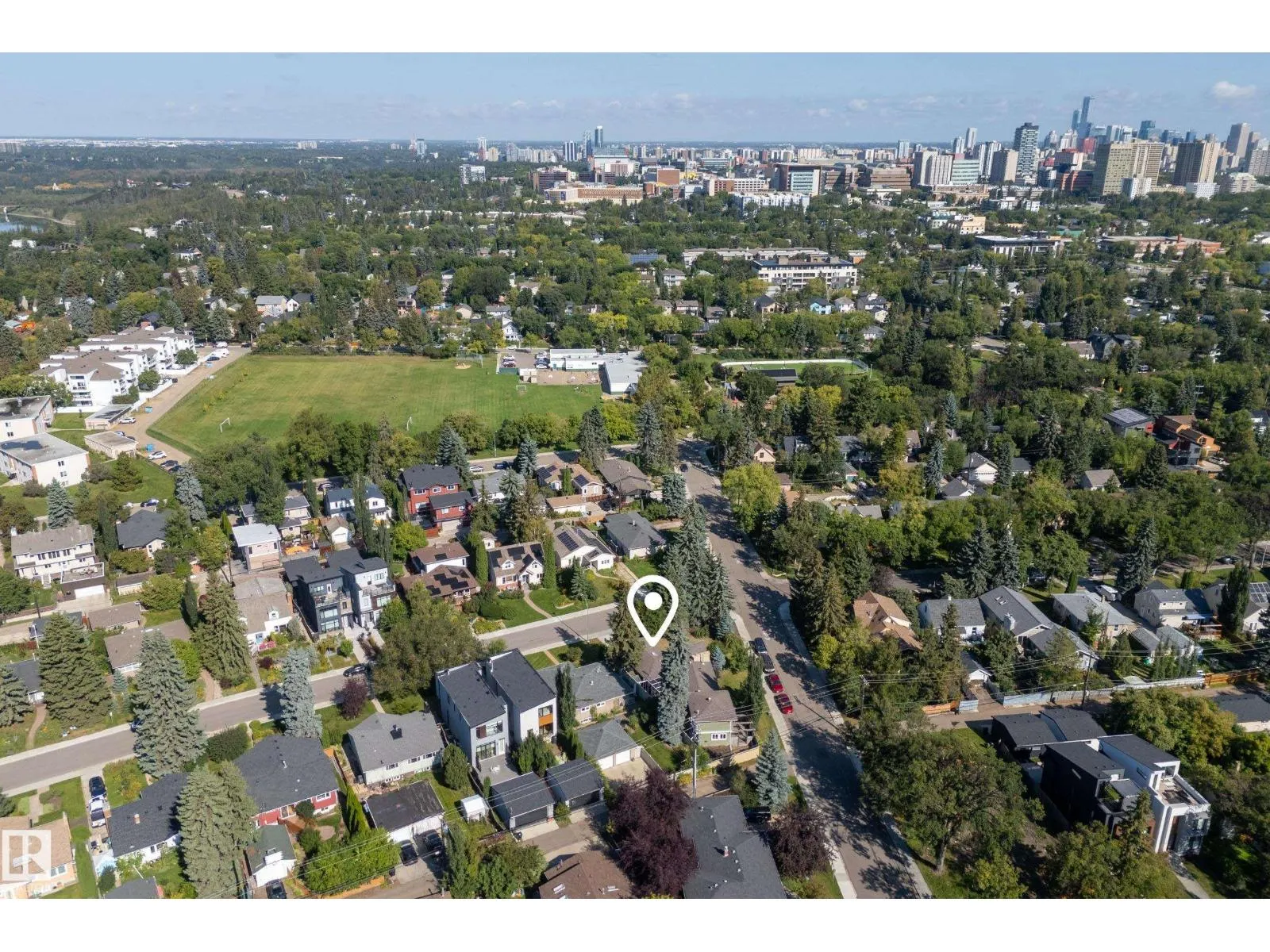 11603 72 AV NW