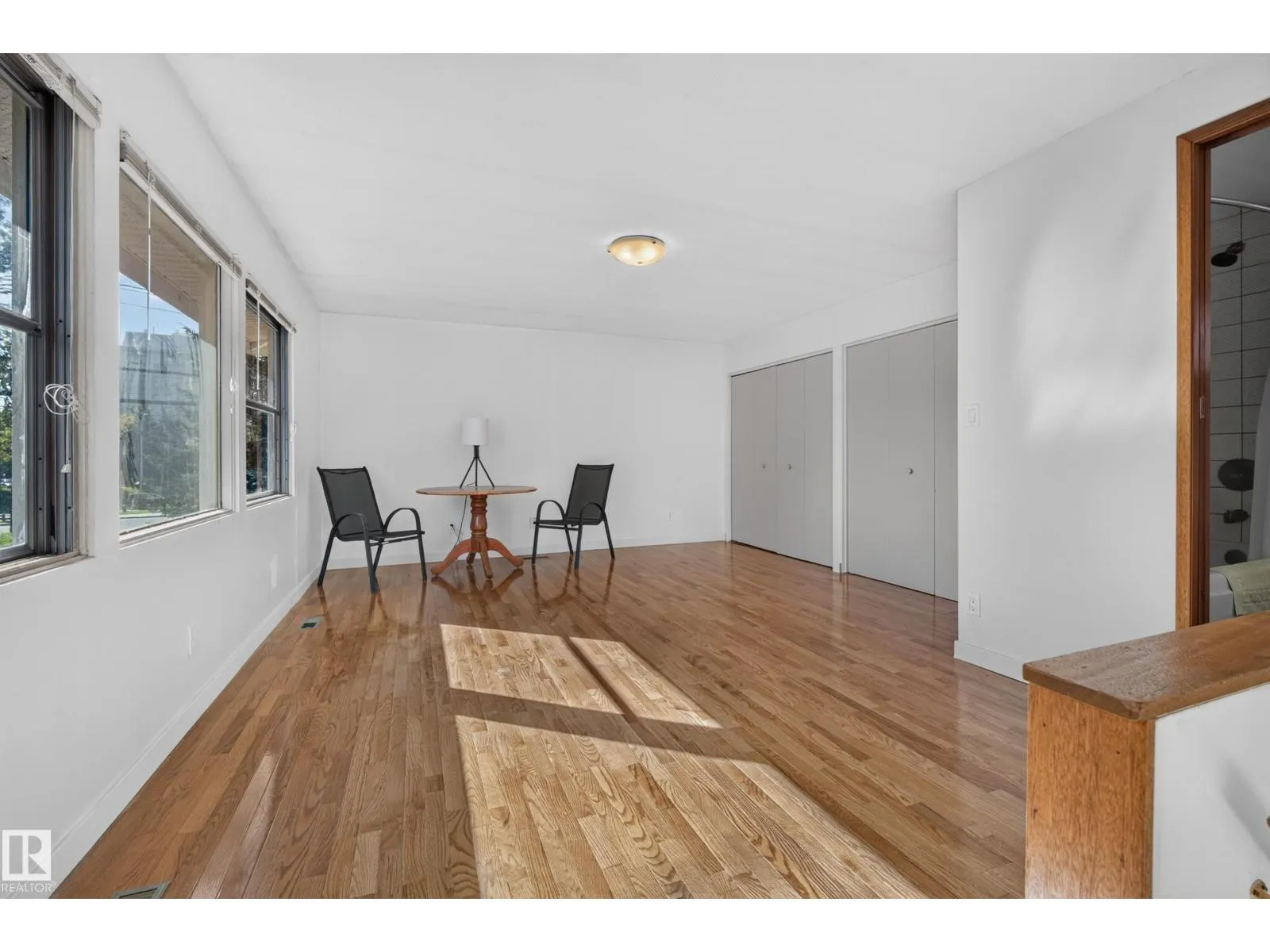 11603 72 AV NW