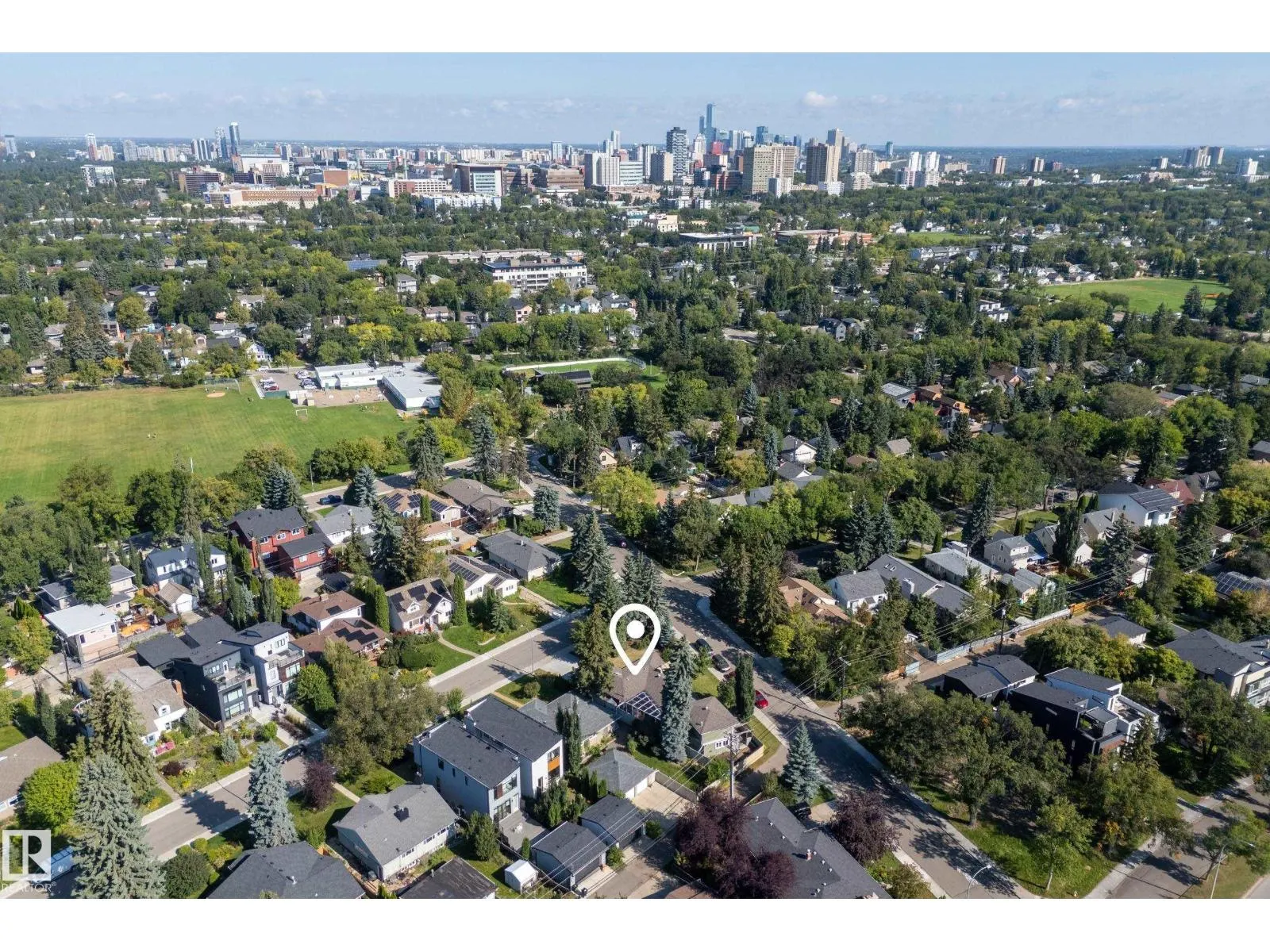 11603 72 AV NW