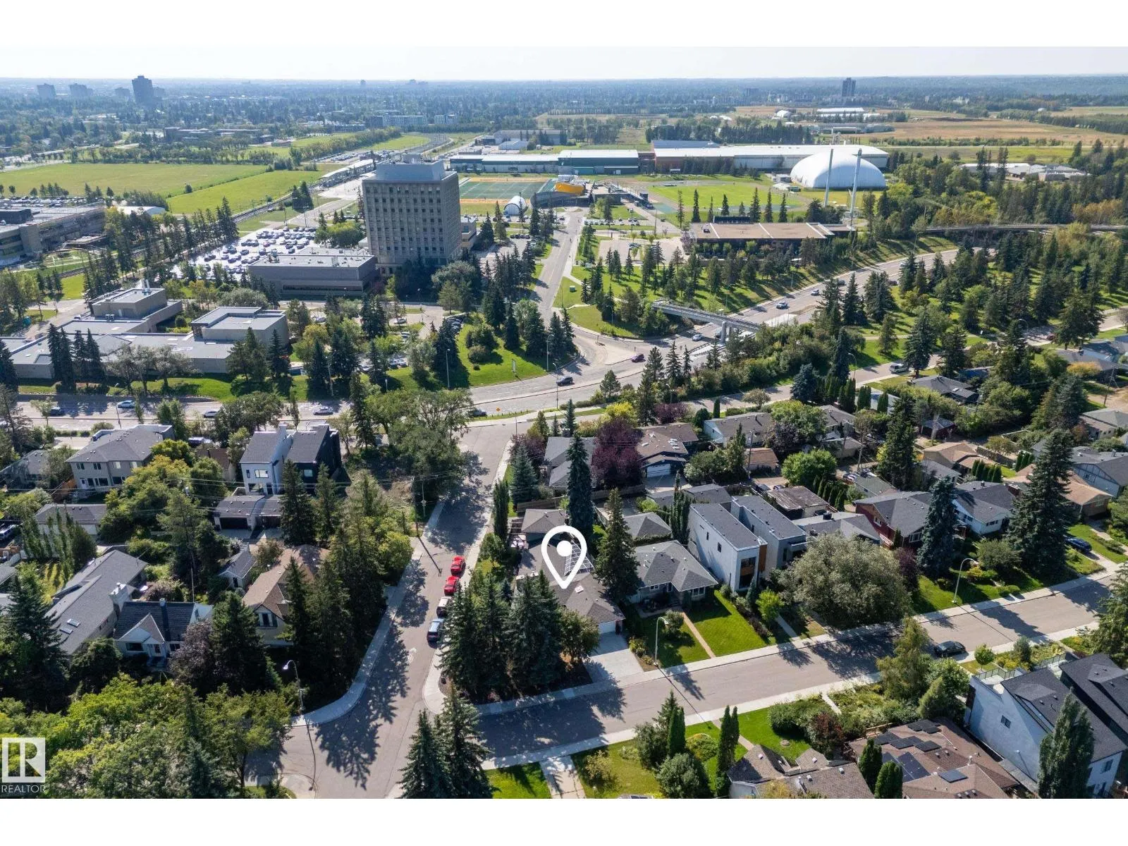 11603 72 AV NW