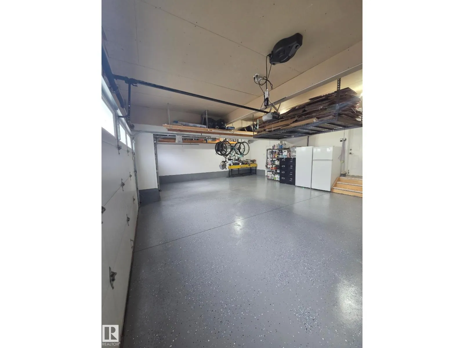 3102 Montrose BV