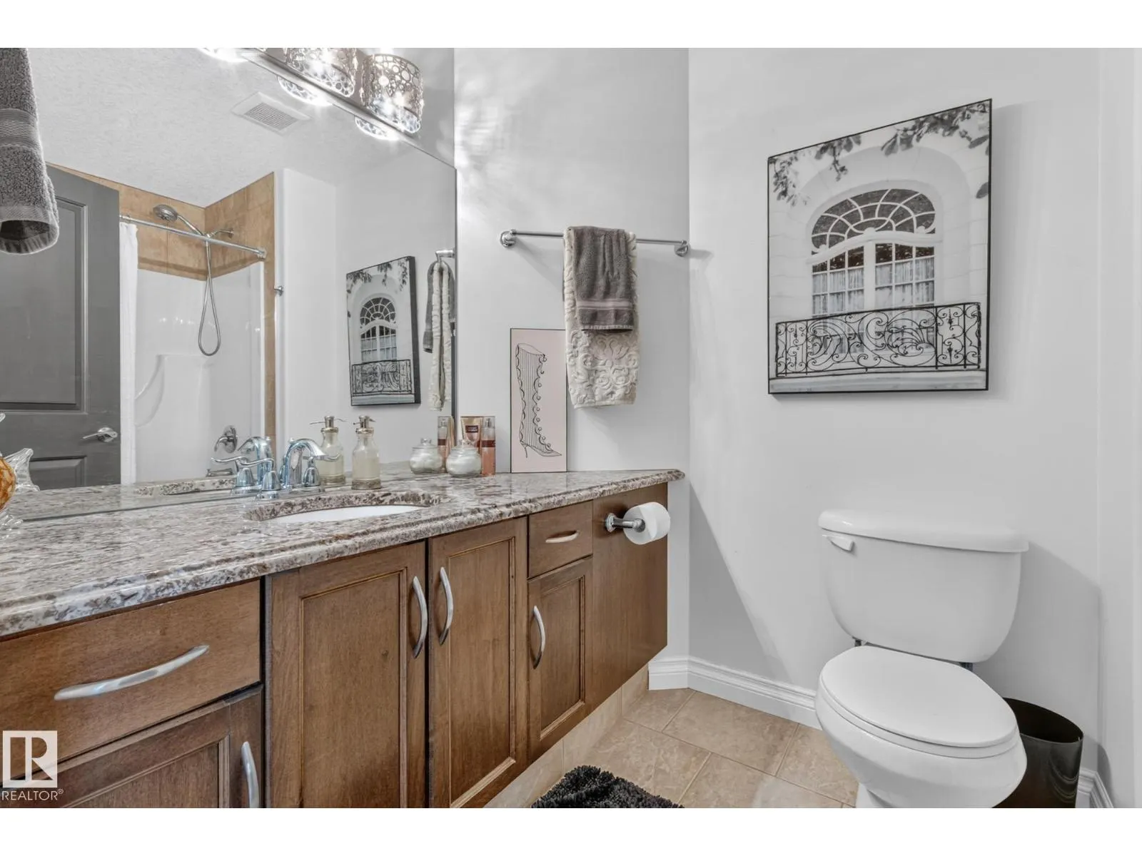 3102 Montrose BV