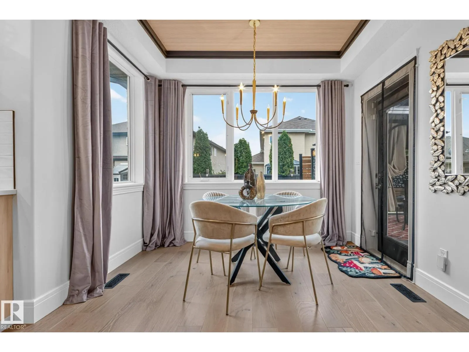 3102 Montrose BV