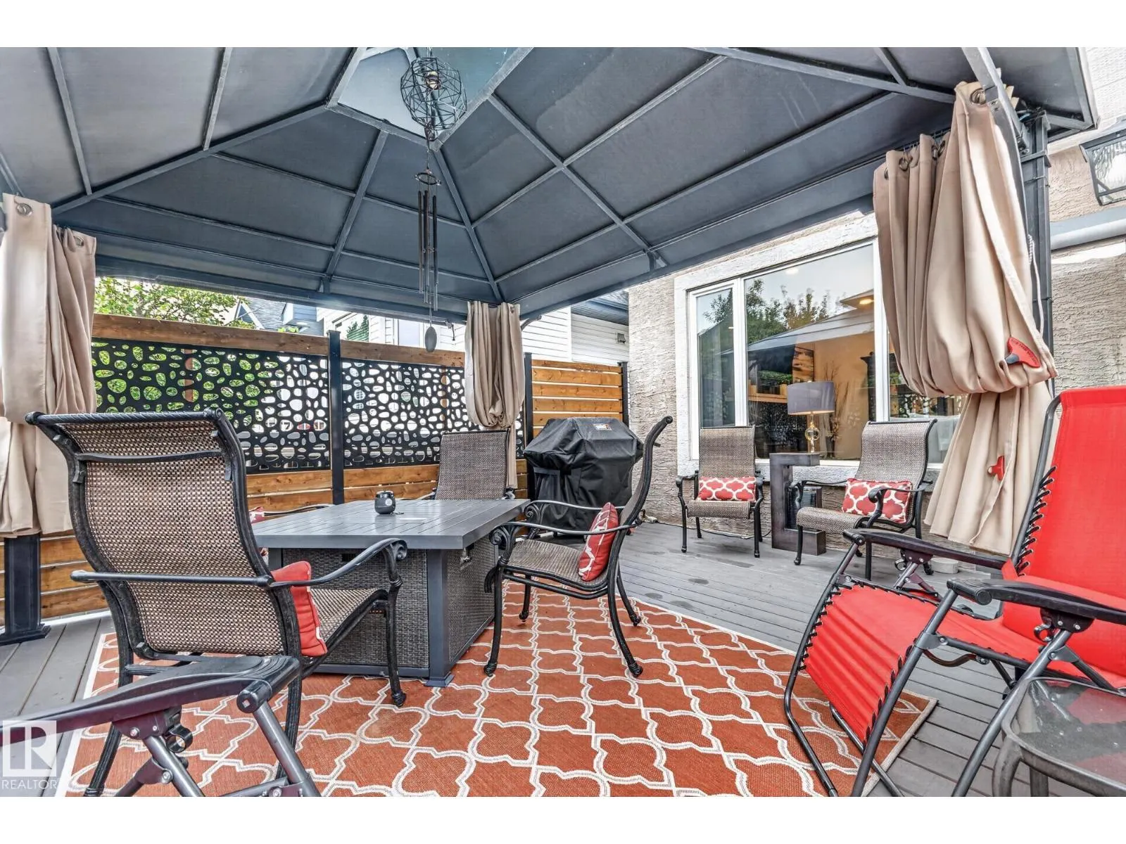 3102 Montrose BV
