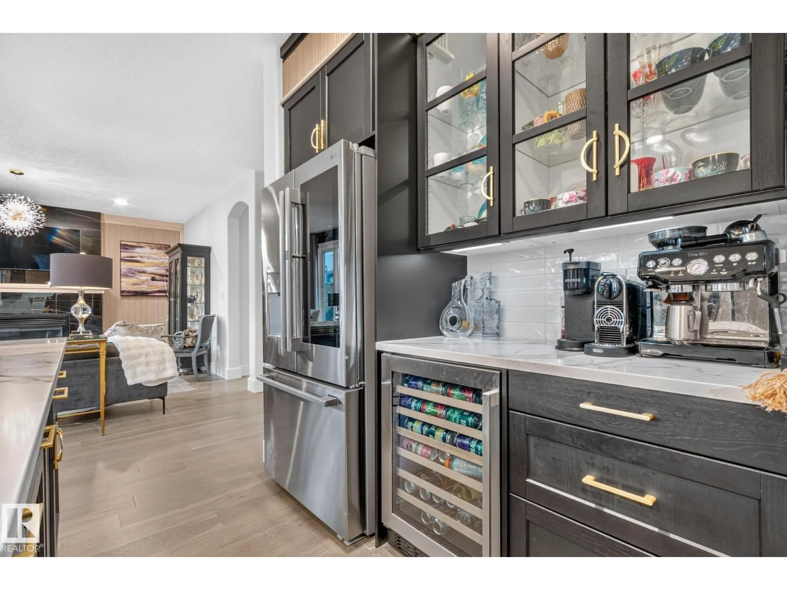 3102 Montrose BV