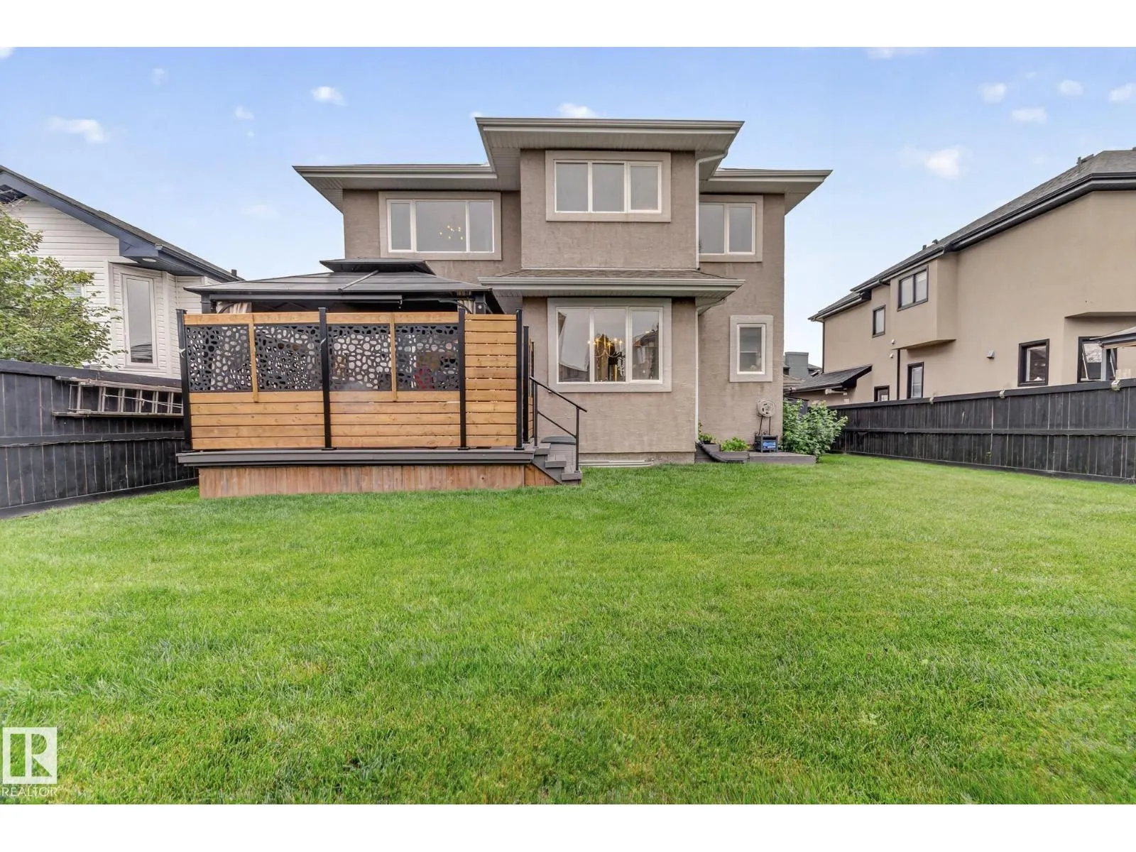 3102 Montrose BV
