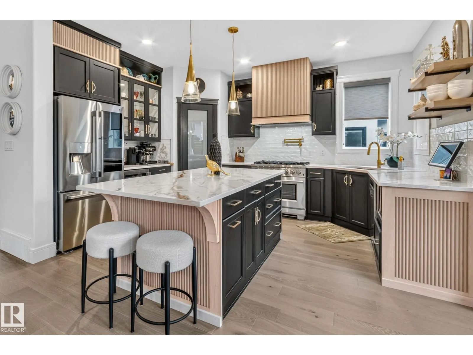 3102 Montrose BV