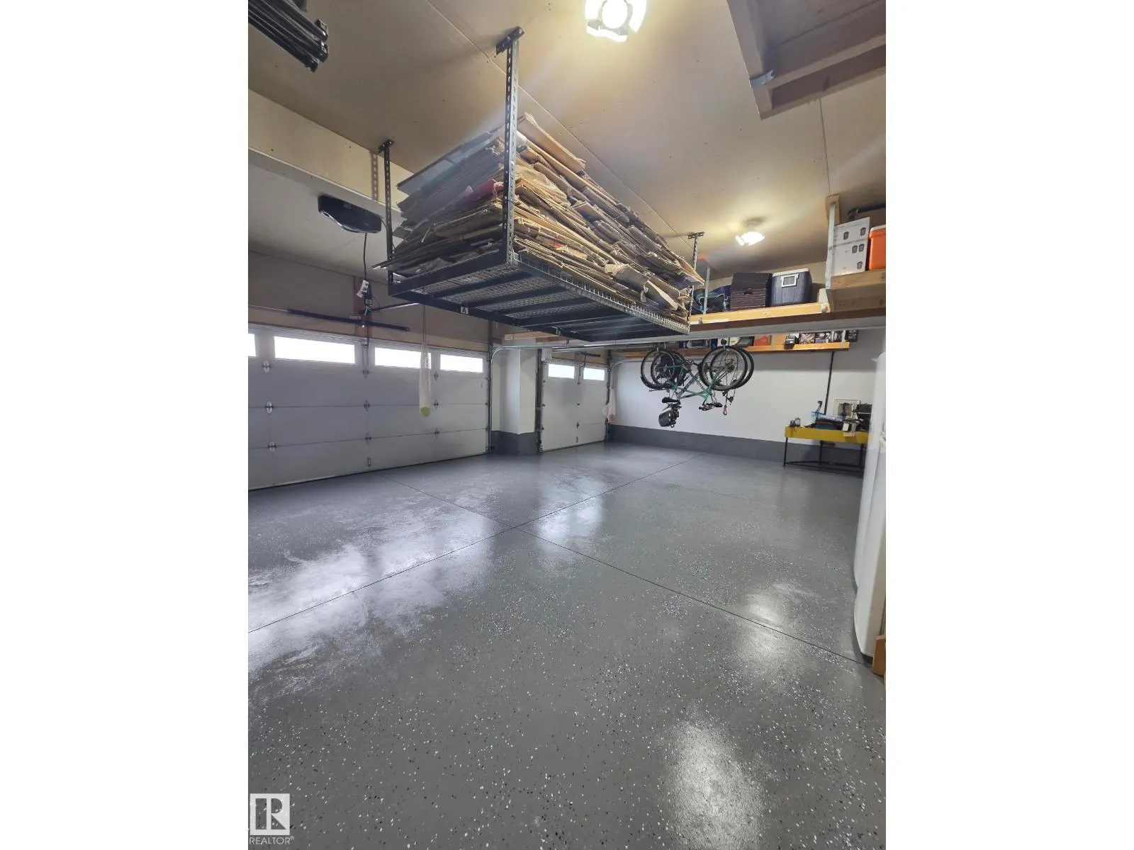 3102 Montrose BV