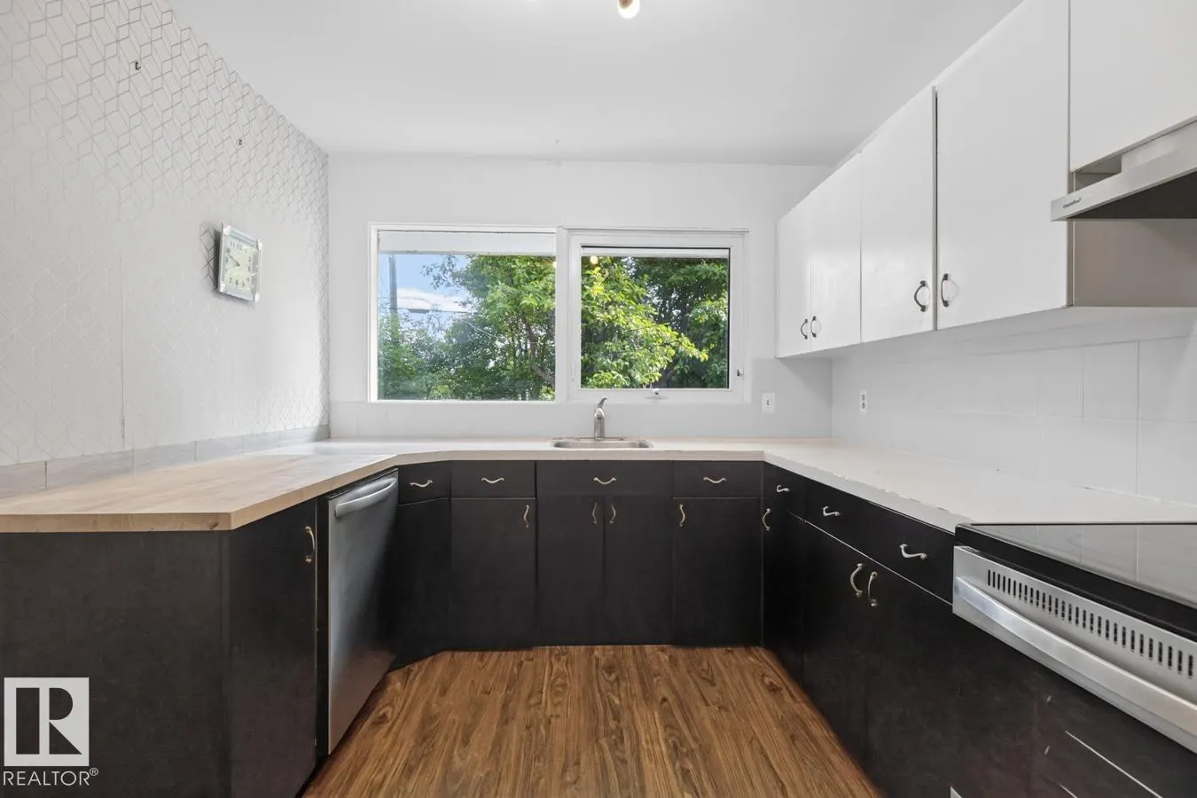 139 JUNIPER AV