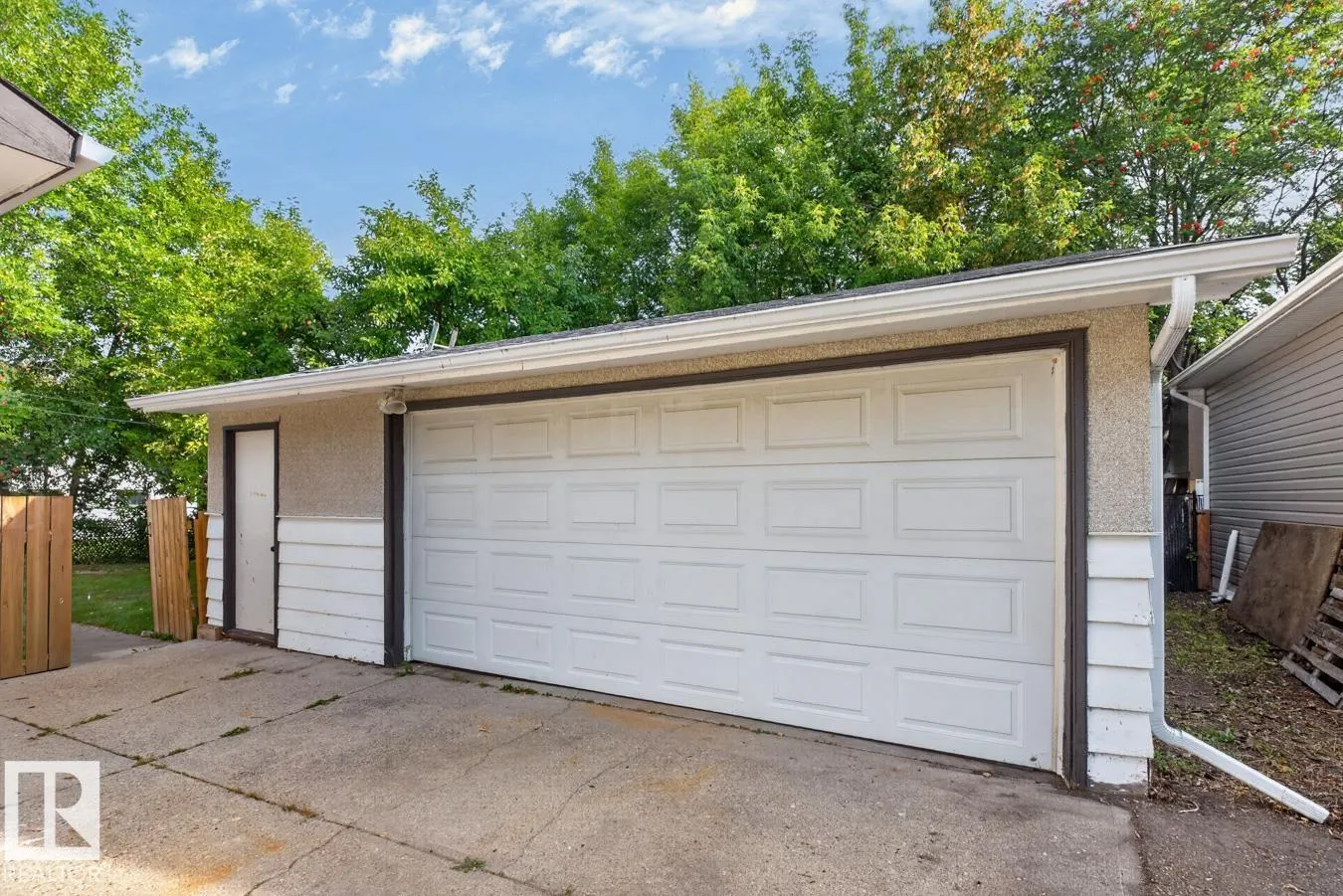 139 JUNIPER AV
