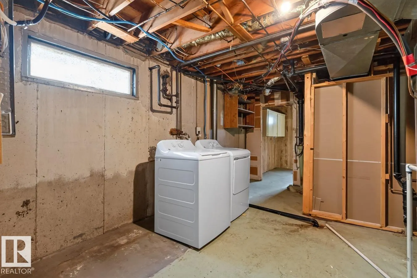 139 JUNIPER AV