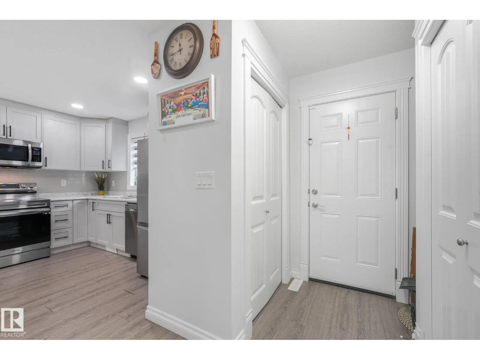 12843 67 ST NW