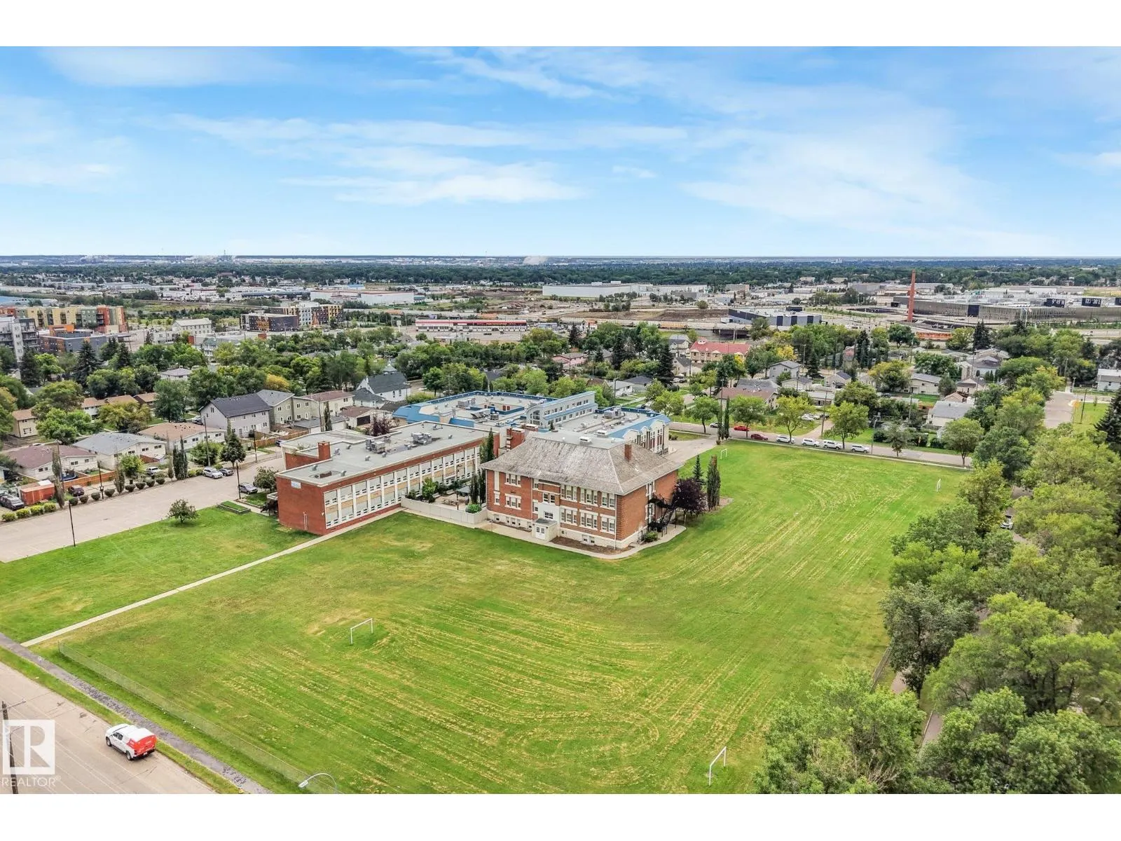 12843 67 ST NW